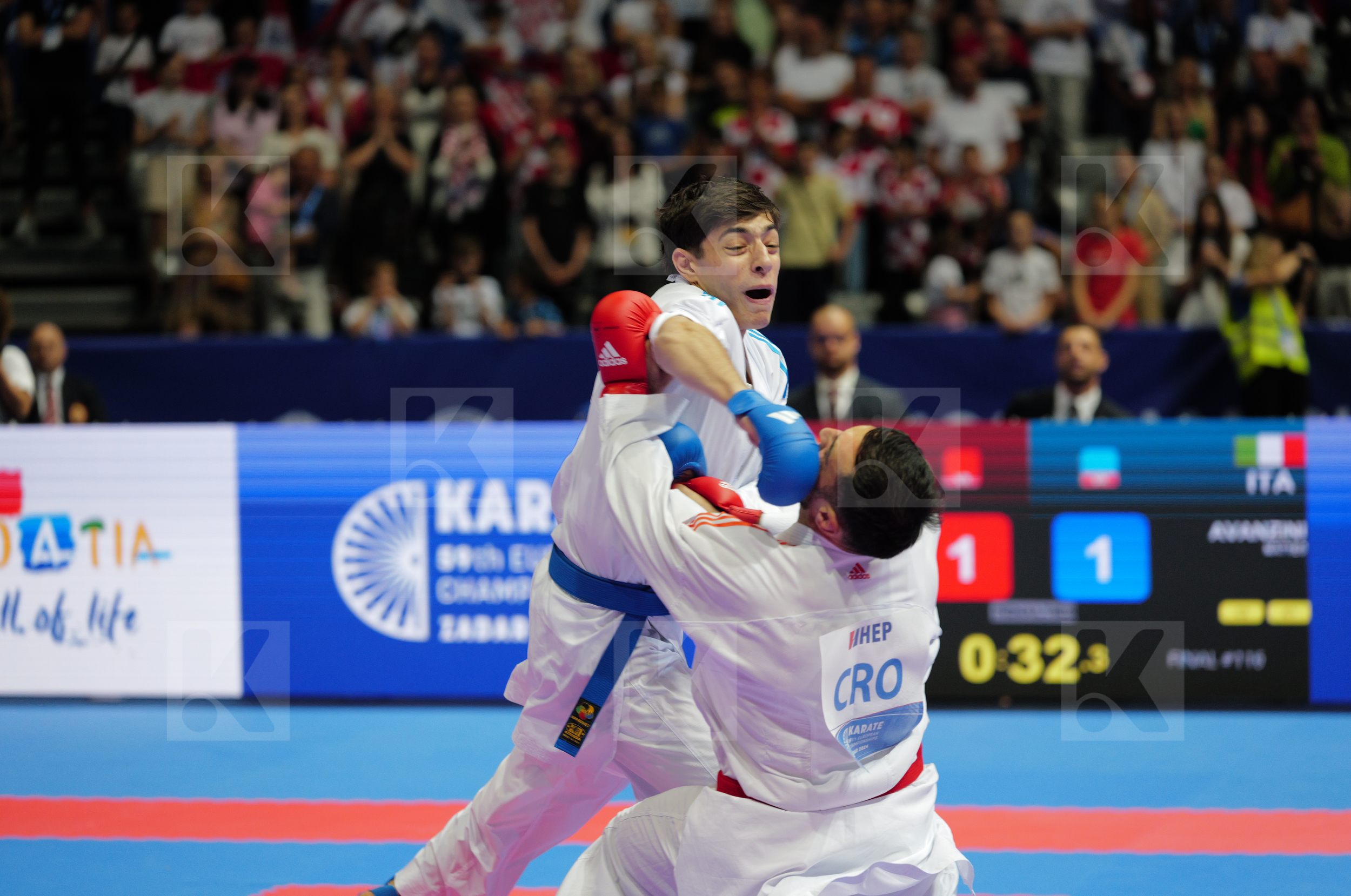 KVESIC ANDJELO (CROATIA) vs AVANZINI MATTEO (ITALY) in Male Kumite 84+ Kg - Final bout