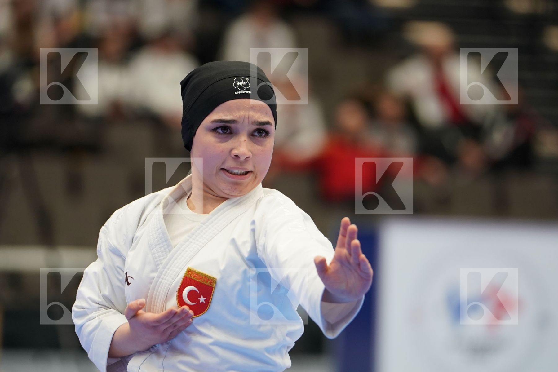 COLAK KEYDA NUR (TURKEY) in Junior Kata Female - Final bout