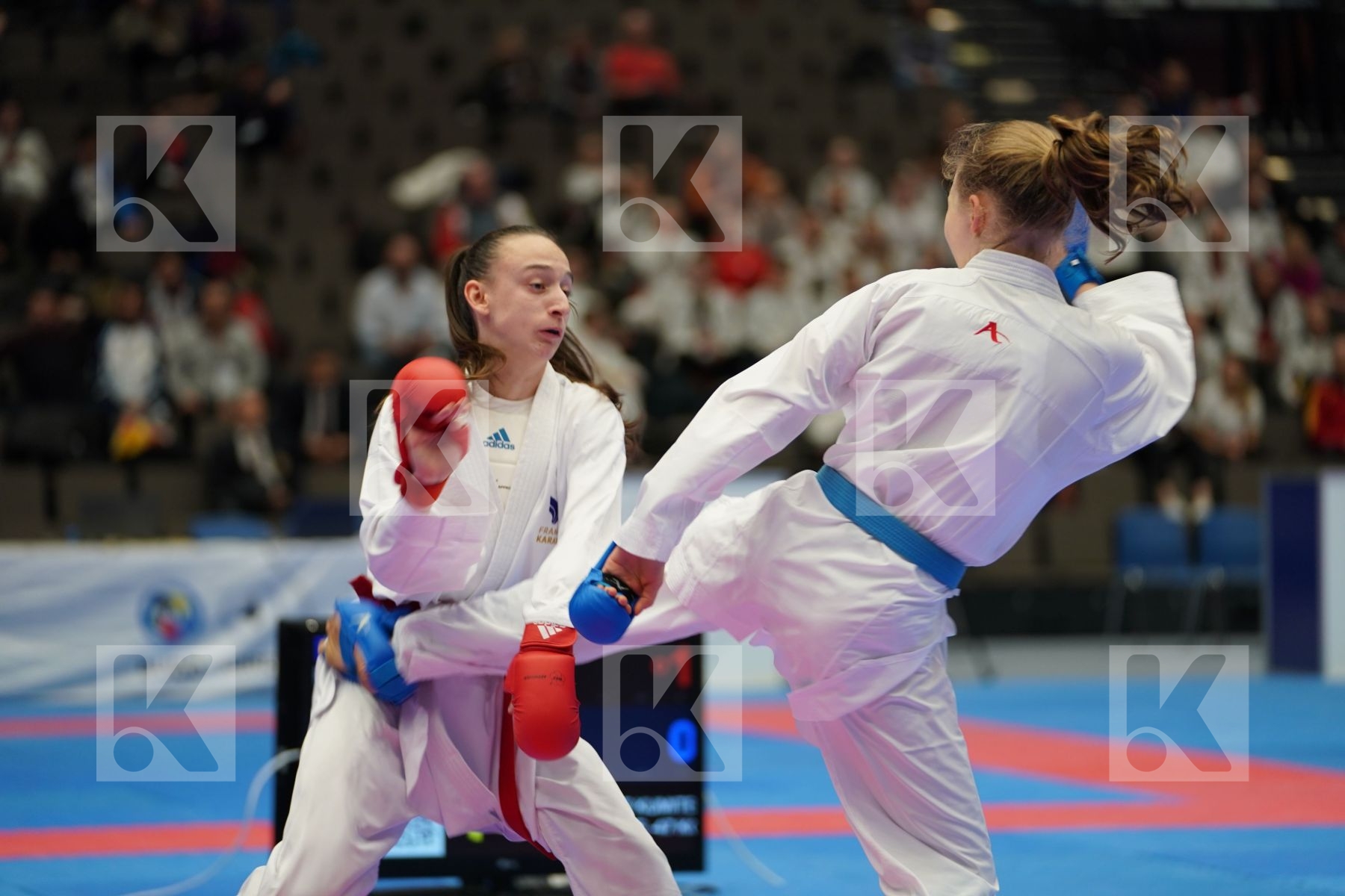 SOULIER MARGOT (FRANCE) vs STEIN RENEE (GERMANY) in Cadet Kumite Female -47 Kg - Final bout