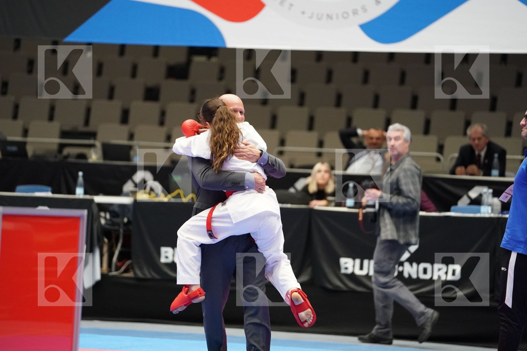 BATAKUJEVIC ERIKA (DENMARK) vs ELISABETH EMMA MARIE (FRANCE) in Cadet Kumite Female -54 Kg - Final bout