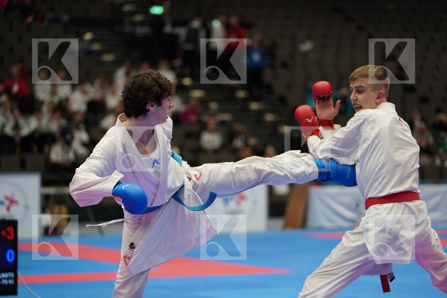 JERMOLAEV ARTJOM (LATVIA) vs MANIA SABA (GEORGIA) in Cadet Kumite Male Ð 70 Kg - Final bout