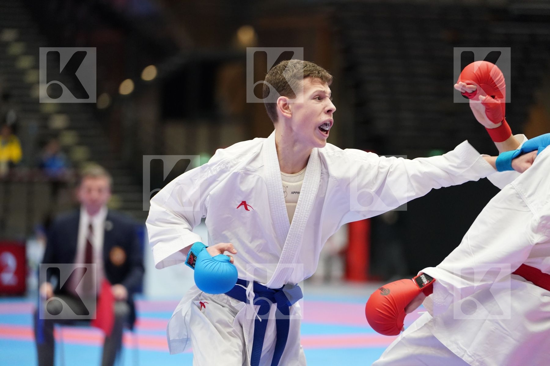 LUCIANO CARMINE (ITALY) vs RASHETNIK MIKITA (BELARUS) in Junior Kumite Male Ð 55 Kg - Final bout