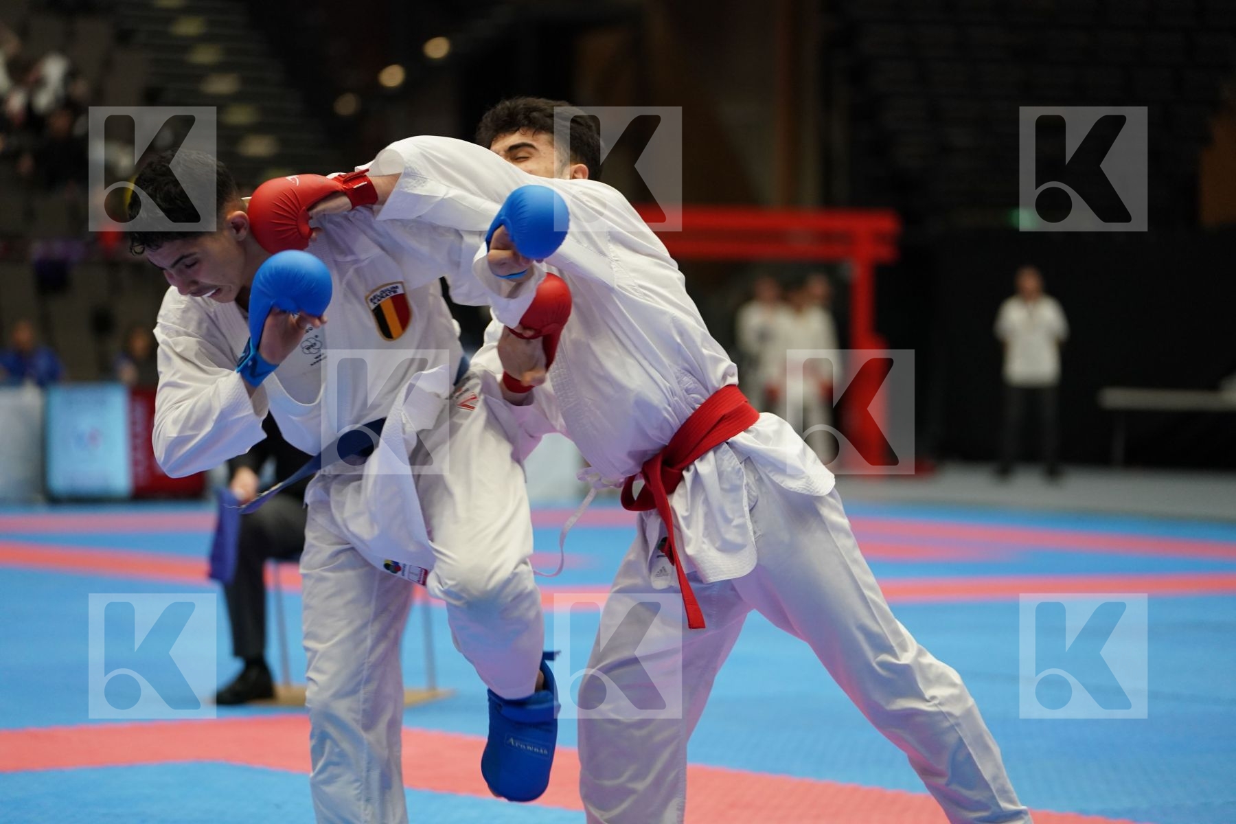 GULIYEV AMINAGHA (AZERBAIJAN) vs OUALAD HAS AMAR YOUNESS (BELGIUM) in Junior Kumite Male Ð 61 Kg - Final bout