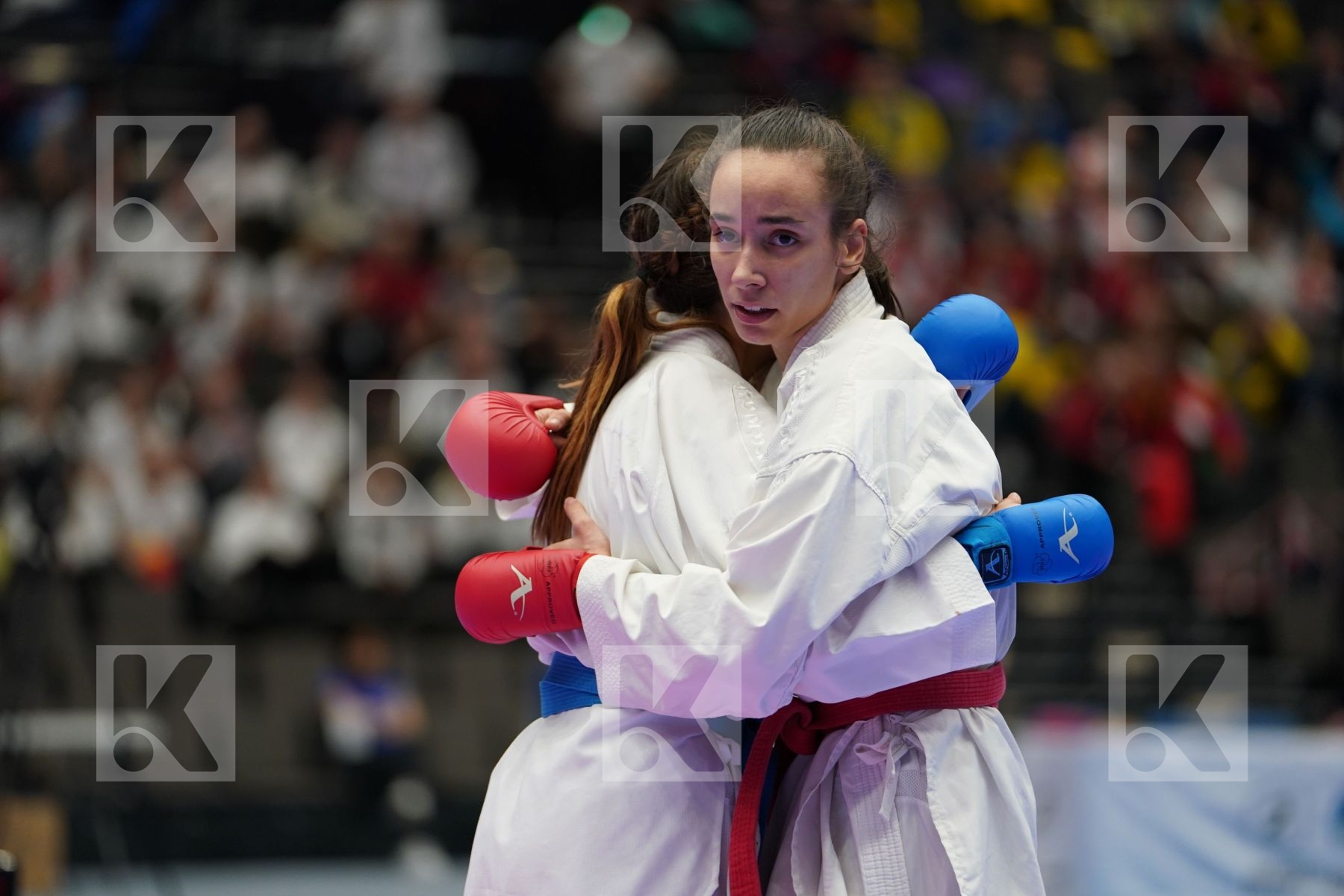 ILANKOVIC ALEKSANDRA (HUNGARY) vs AUGEL JILL (GERMANY) in Junior Kumite Female -53Kg - Final bout