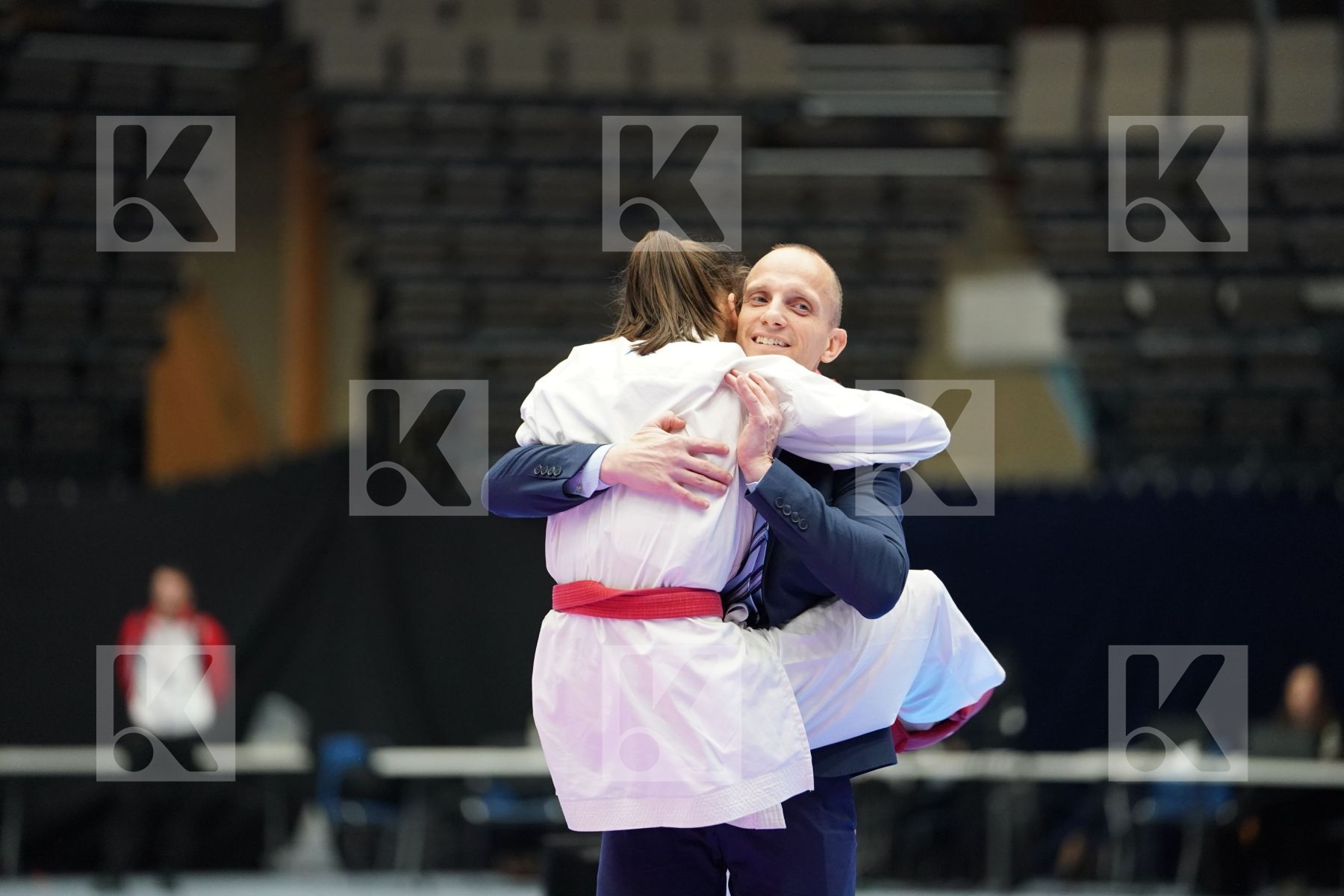 ILANKOVIC ALEKSANDRA (HUNGARY) vs AUGEL JILL (GERMANY) in Junior Kumite Female -53Kg - Final bout