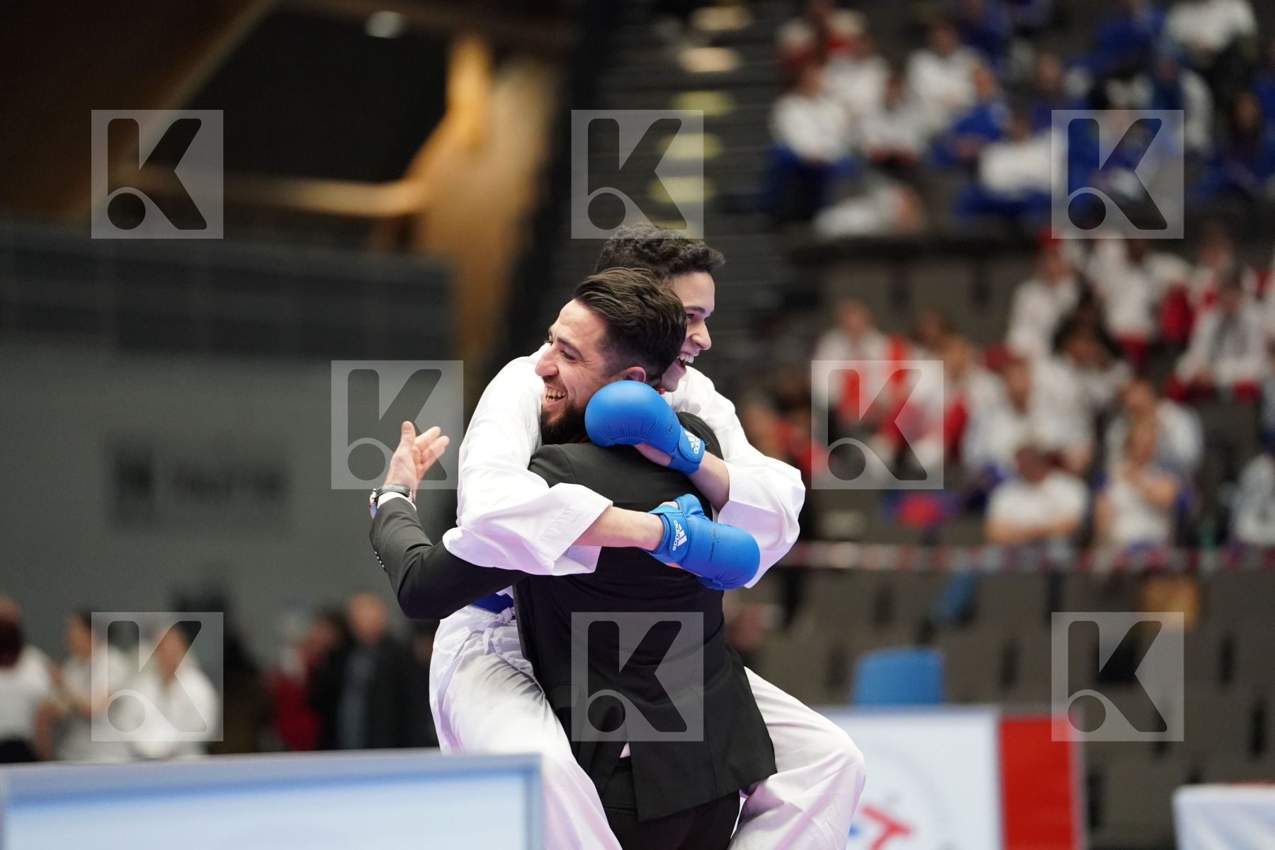HOUNIFA ILIAS (BELGIUM) vs ABDESSELEM RAYBAK (FRANCE) in Junior Kumite Male Ð 76 Kg - Final bout