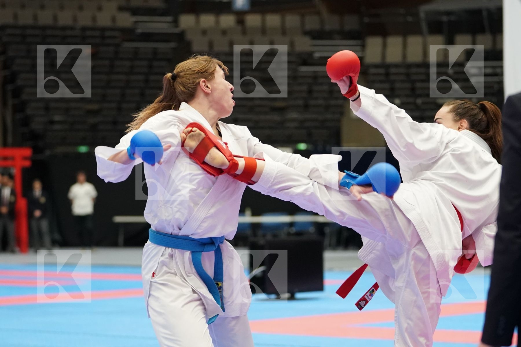 AVAZERI LEA (FRANCE) vs ISAEVA VICTORIA (RUSSIAN FEDERATION) in Under 21 Kumite Female -68 Kg - Final bout