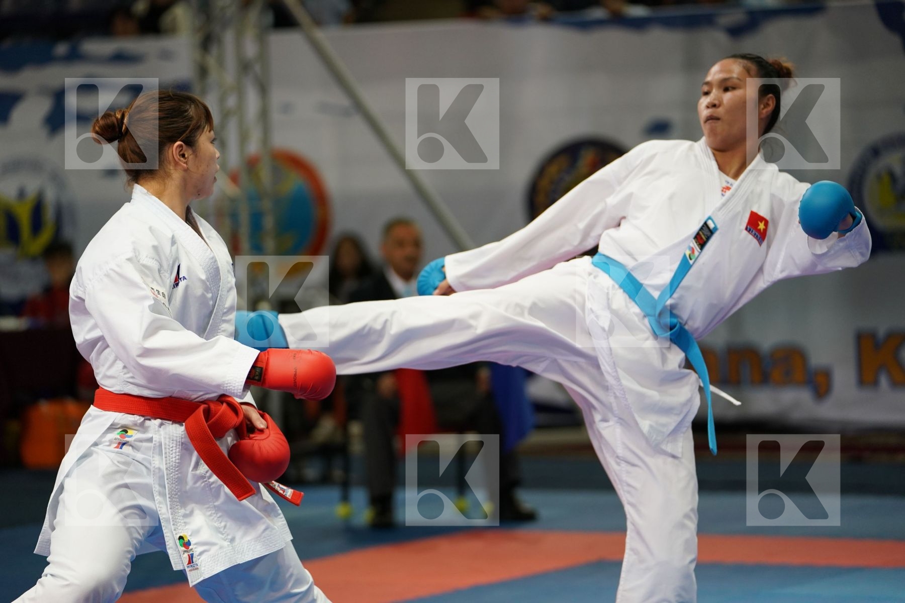 female kumite 68+ kg Japan Thi hong anh Nguyen Uekusa Ayumi Viet