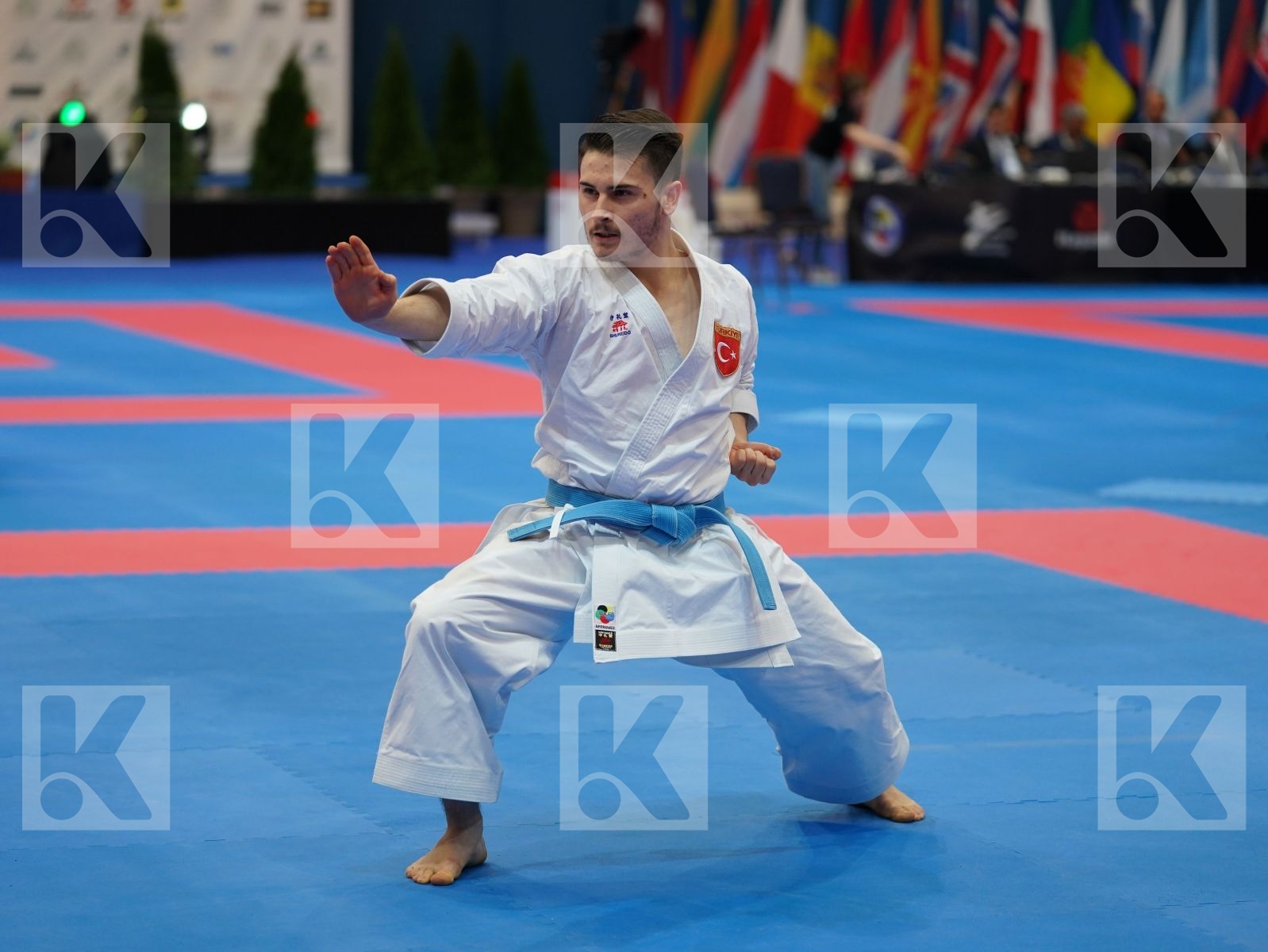 OZDEMIR ENES (TURKEY) in Junior Kata Male - Final bout