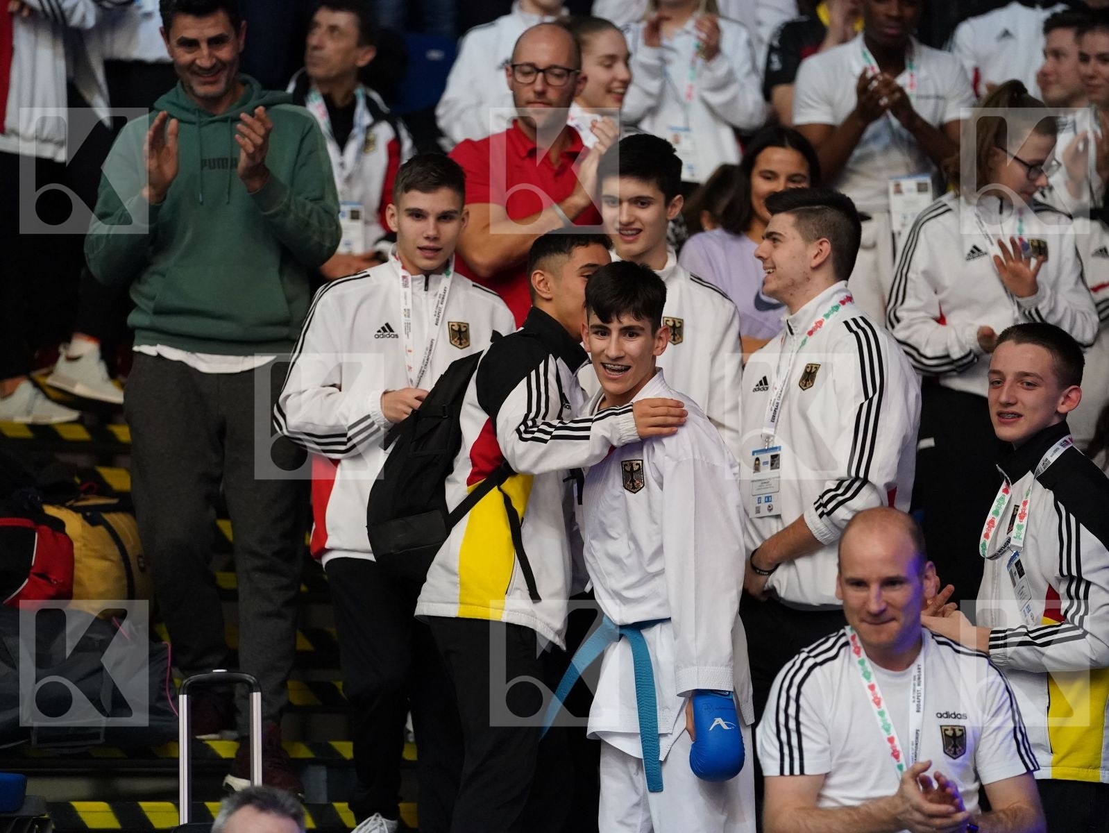 GHAZARYAN MHER (ARMENIA) vs OEZDEMIR MUHAMMED (GERMANY) in Cadet Kumite Male -52 Kg - Final bout