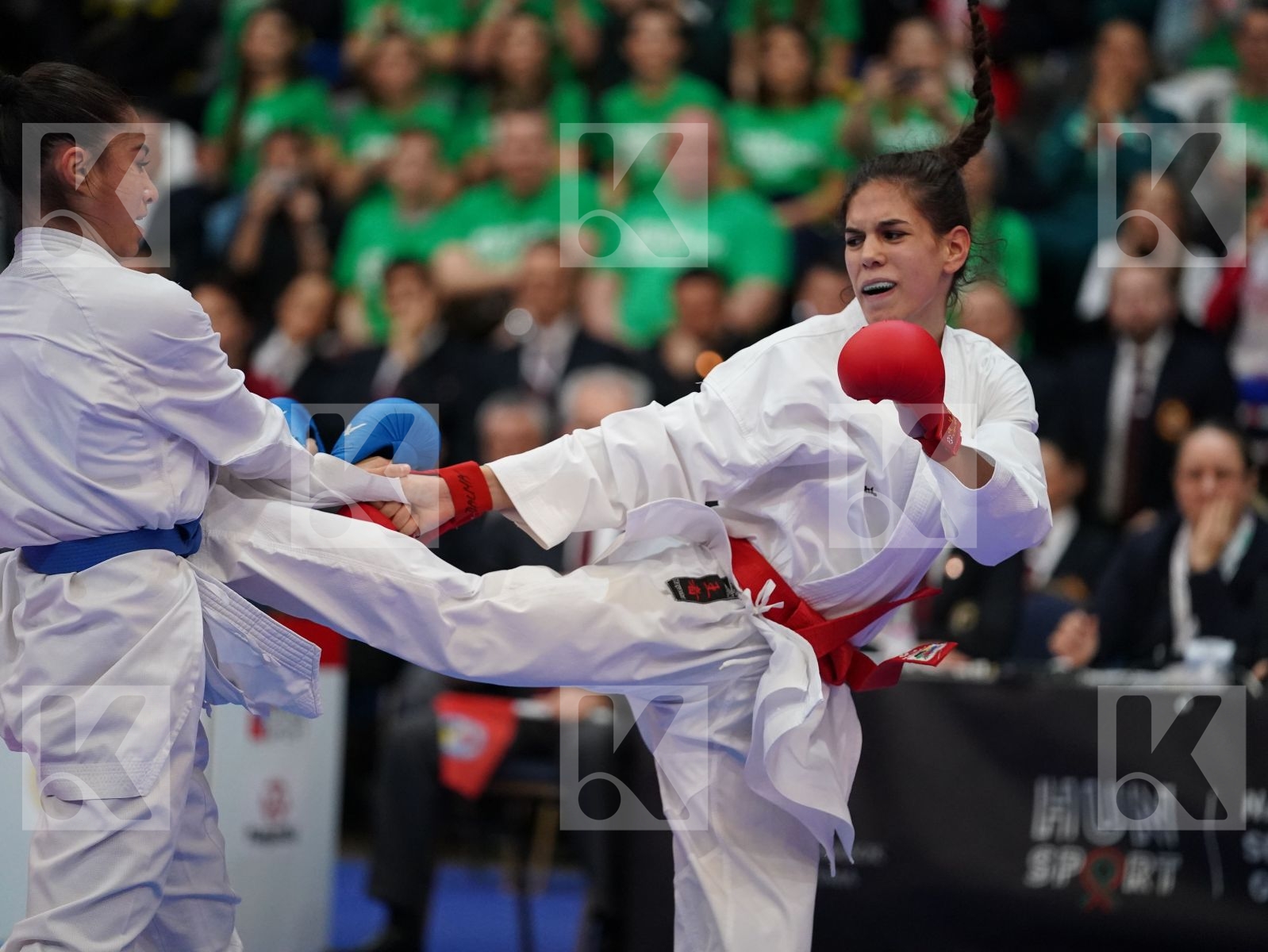 JAKUBOVICS DALMA (HUNGARY) vs BALIK HAZEL (TURKEY) in Junior Kumite Female -48 Kg - Final bout
