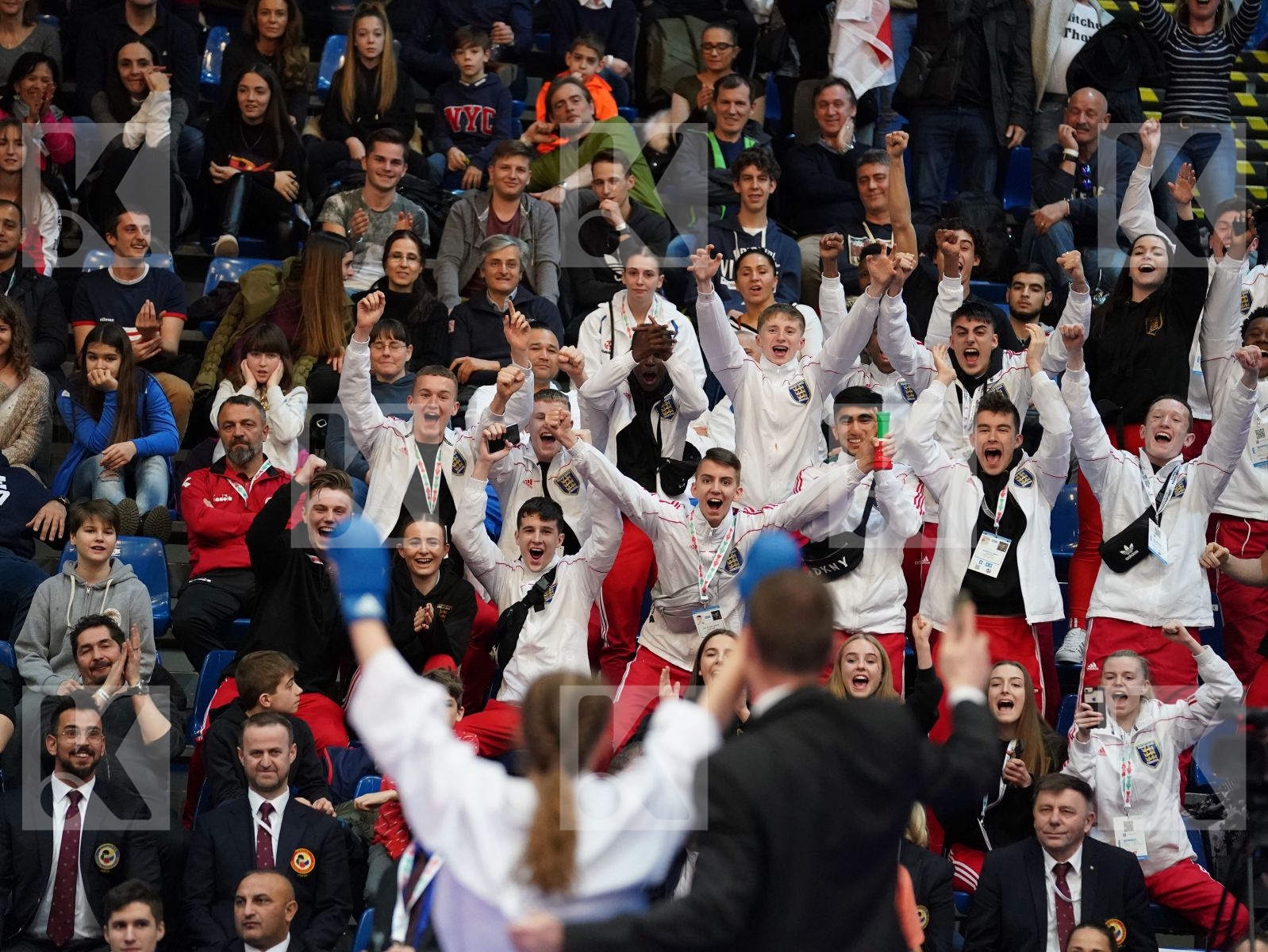 NEGOVANOVIC BRANKICA (SERBIA) vs COSGROVE NIAMH LILLY (ENGLAND) in Junior Kumite Female -53Kg - Final bout