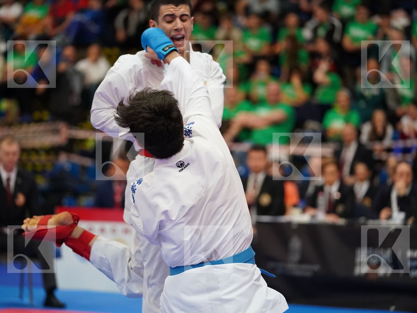 YAMAN ALPEREN (TURKEY) vs AGHAYEV FARID (AZERBAIJAN) in Junior Kumite Male -76 Kg - Final bout