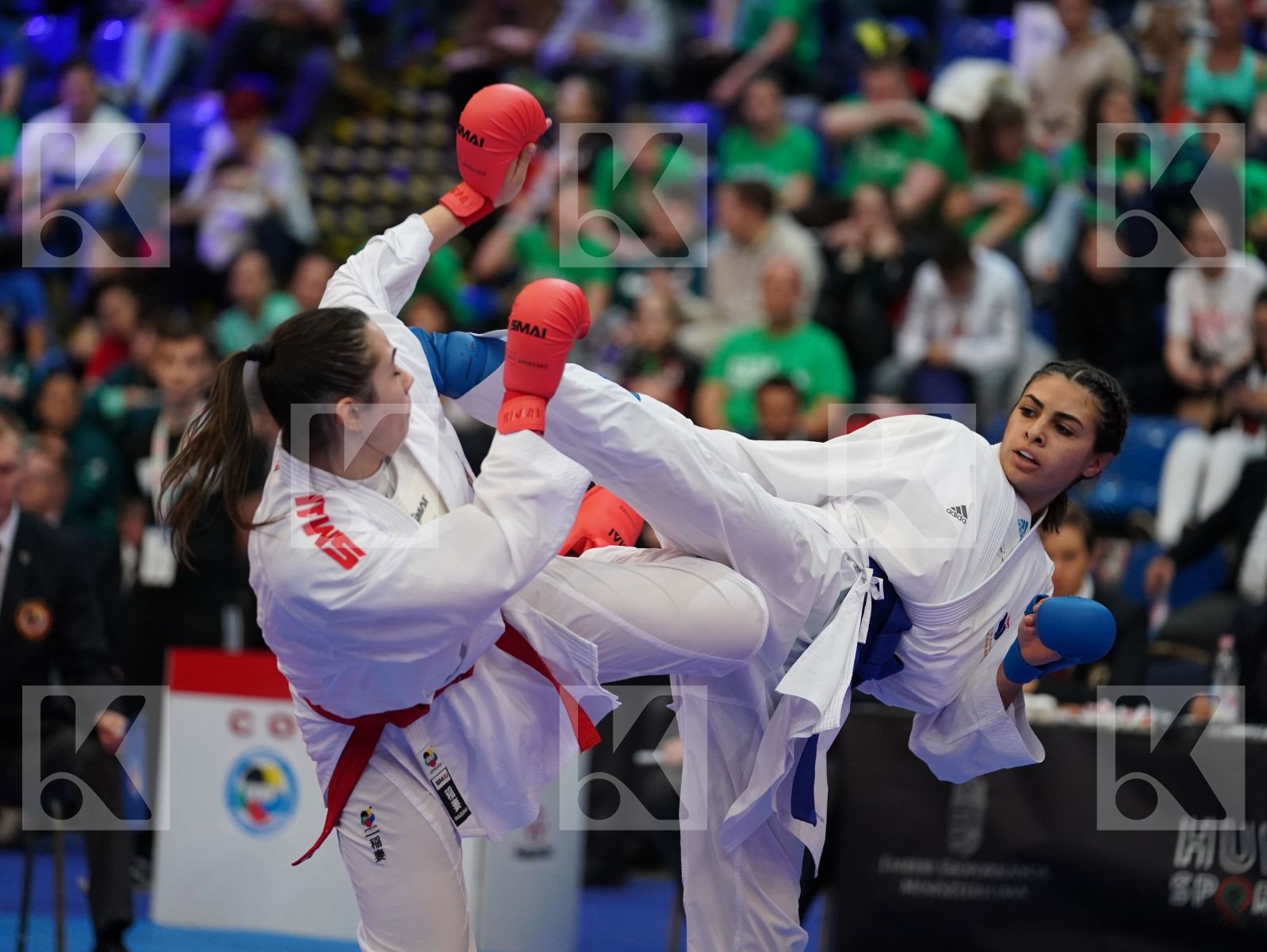 MANGIACAPRA ALESSANDRA (ITALY) vs OUKHATTOU ASSIA (FRANCE) in Under 21 Kumite Female -61 Kg - Final bout