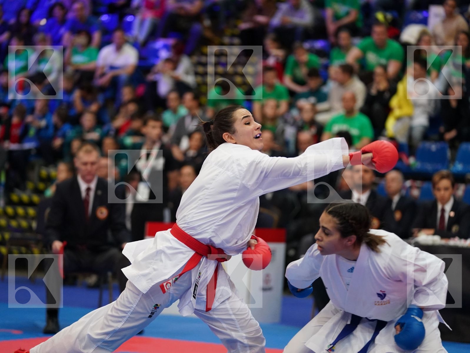 MANGIACAPRA ALESSANDRA (ITALY) vs OUKHATTOU ASSIA (FRANCE) in Under 21 Kumite Female -61 Kg - Final bout