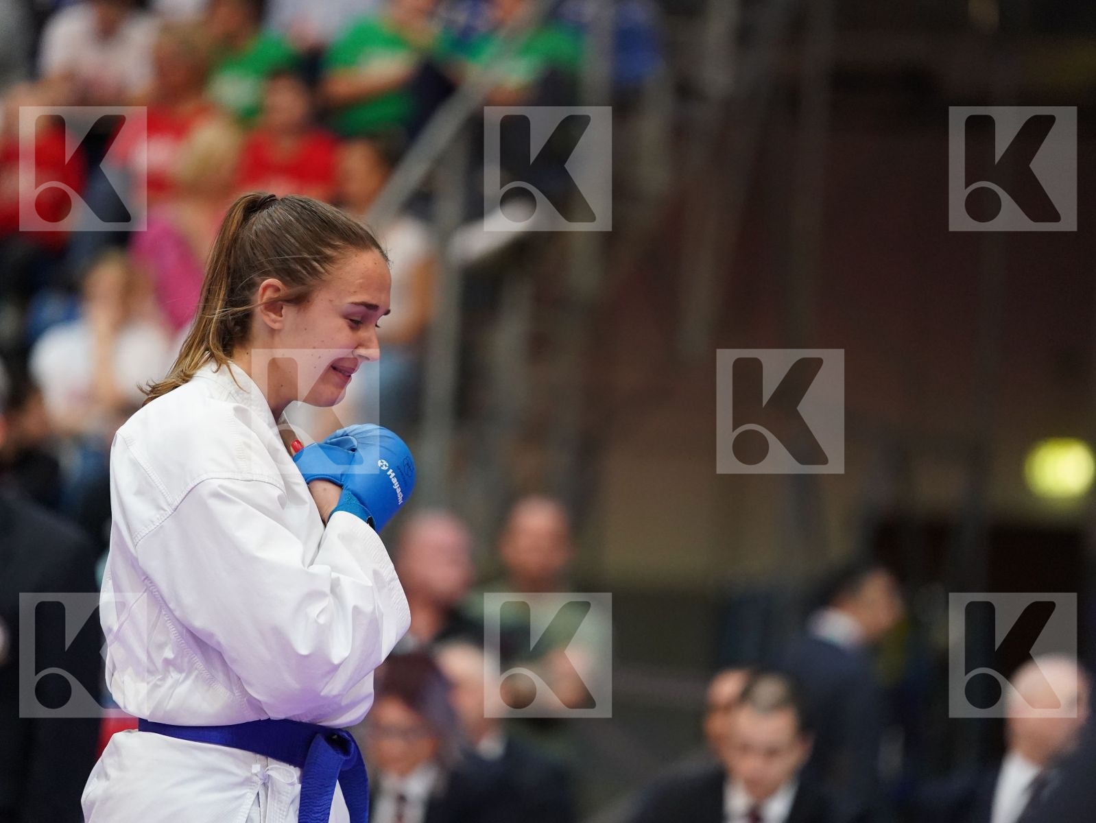 JUNNER NIAMH (SCOTLAND) vs ZILLER LORA (AUSTRIA) in Under 21 Kumite Female 68+ Kg - Final bout