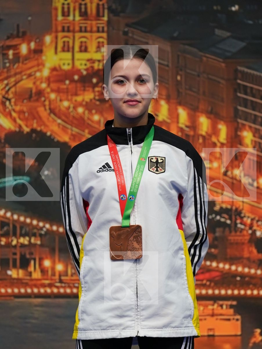 OZDEMIR MUSERREF (TURKEY), KVASNICOVA NINA (SLOVAKIA), BREUZARD CHLOE (FRANCE), OTT SIDNEY-MICHELLE (GERMANY) in Cadet Kumite Female -47 Kg - Podium ceremony
