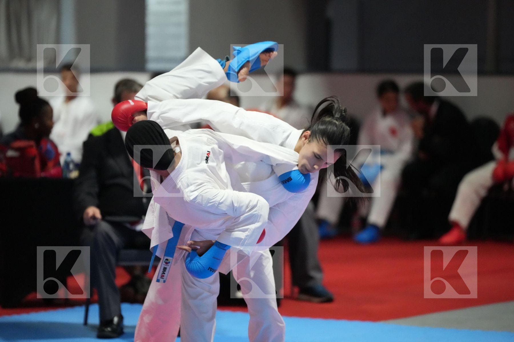 Kumite final bout featuring KENZA YAHIAOUI & AYA DAMANY