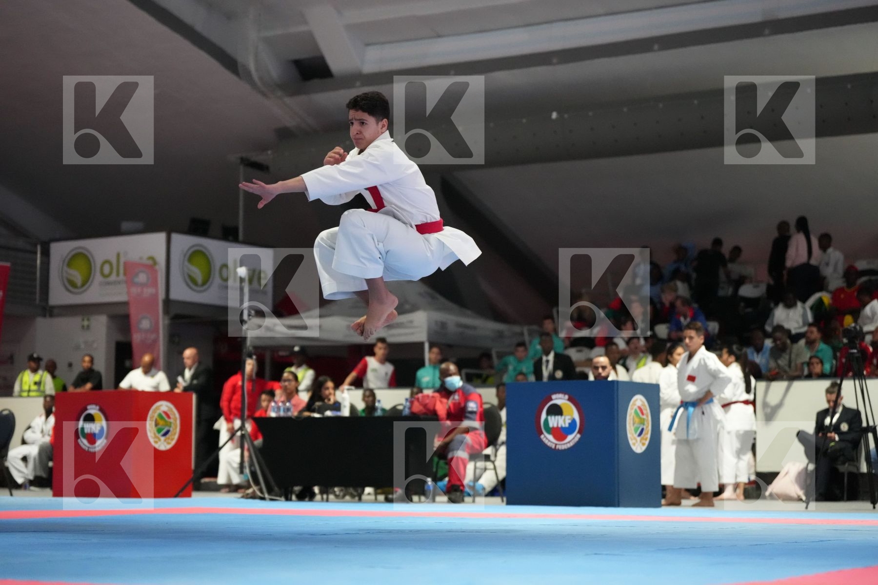 Kata bronze bout featuring BADR EDDINE BENLATRECHE