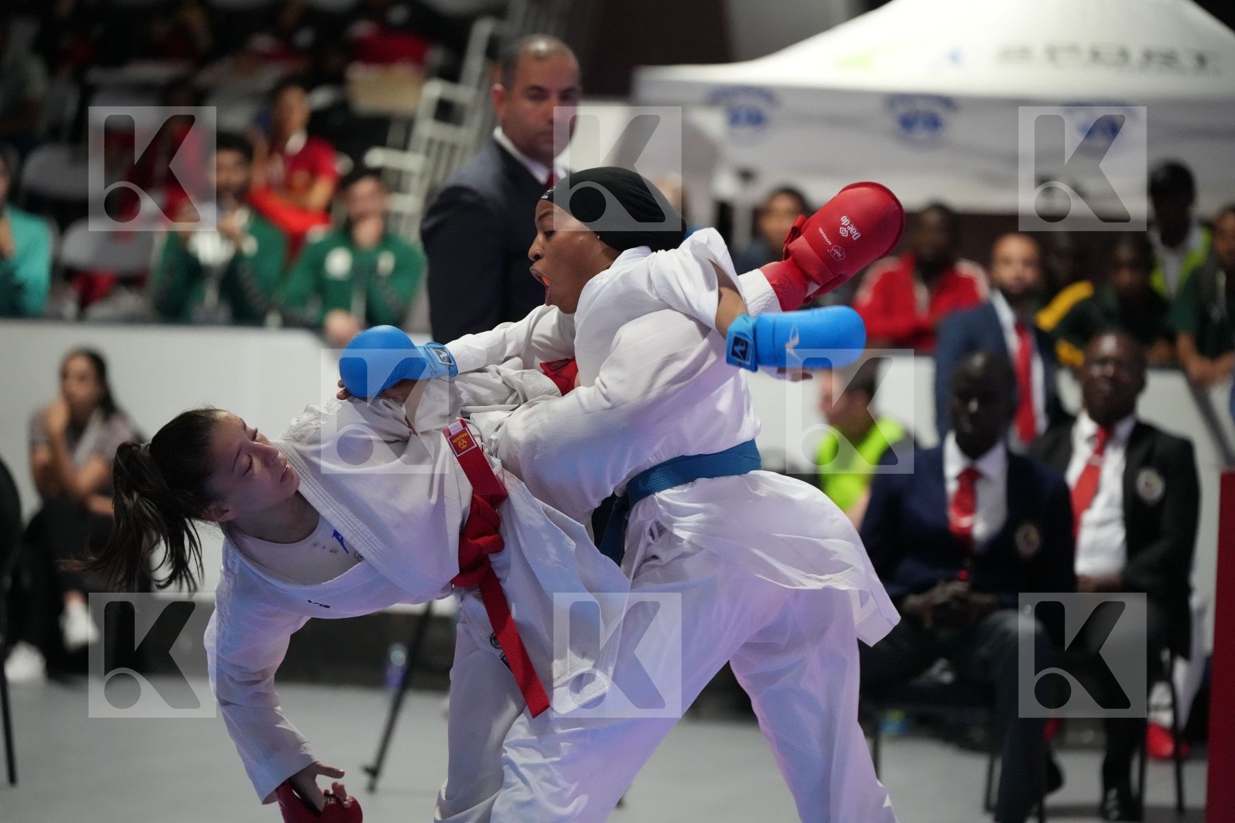 Kumite final bout featuring LOUIZA ABOURICHE & AHLAM YOUSSEF