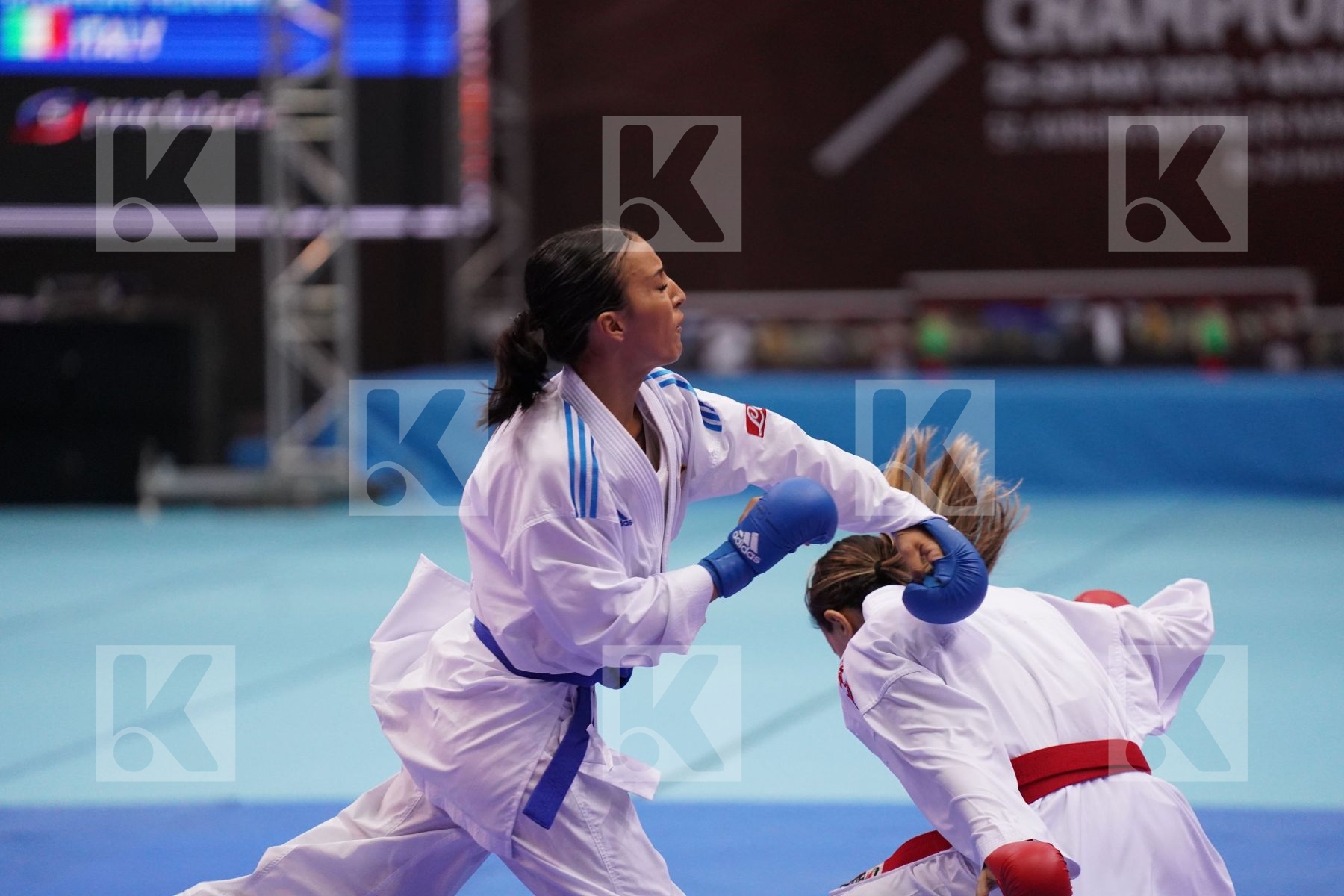 Kumite bronze bout featuring BRUNORI VERONICA	 & SADIGOVA MADINA