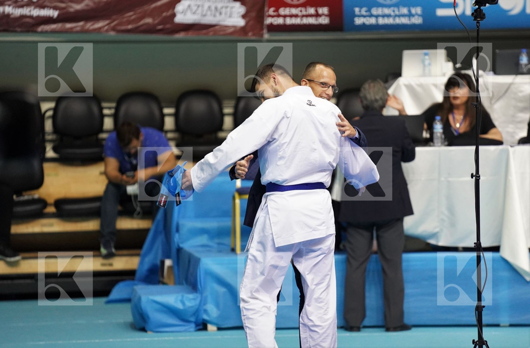 Kumite final bout featuring GARIBOVIC ENES & GYORGY DANIEL