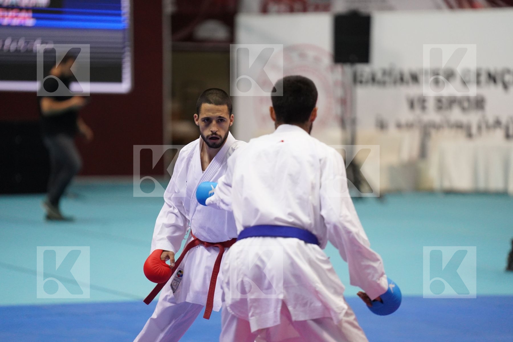 Kumite bronze bout featuring JOKSIC STEFAN & MENDES JOAQUIM