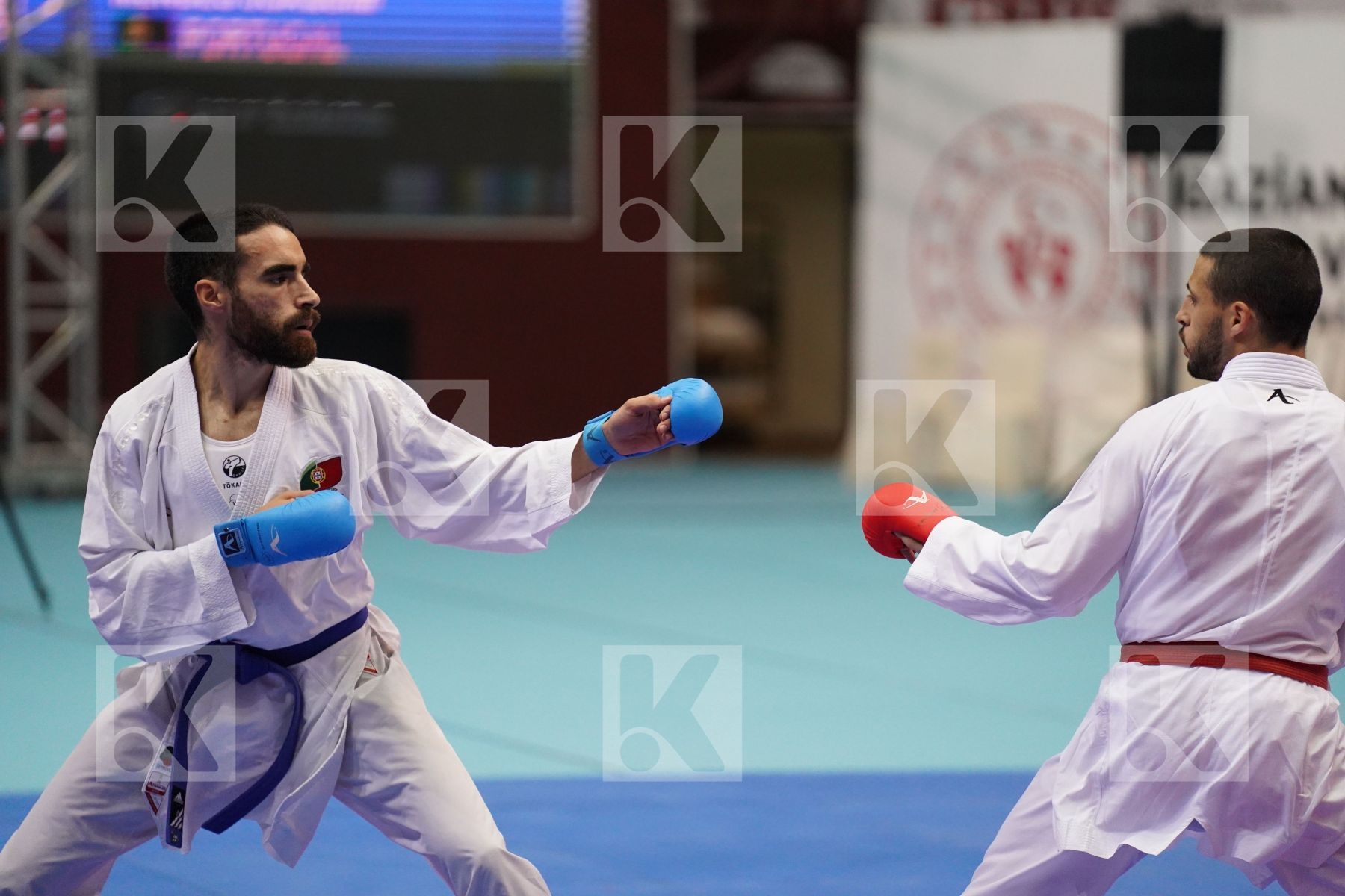 Kumite bronze bout featuring JOKSIC STEFAN & MENDES JOAQUIM