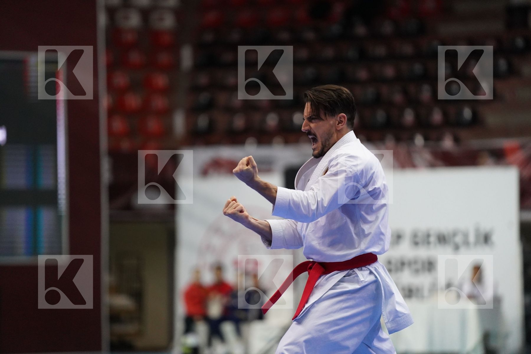Kata final bout featuring QUINTERO CAPDEVILA DAMIAN HUGO