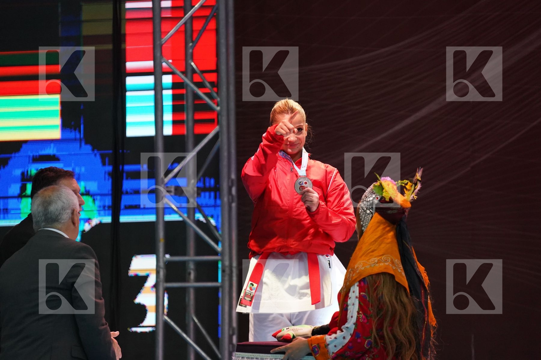 Podium featuring BOZAN DILARA