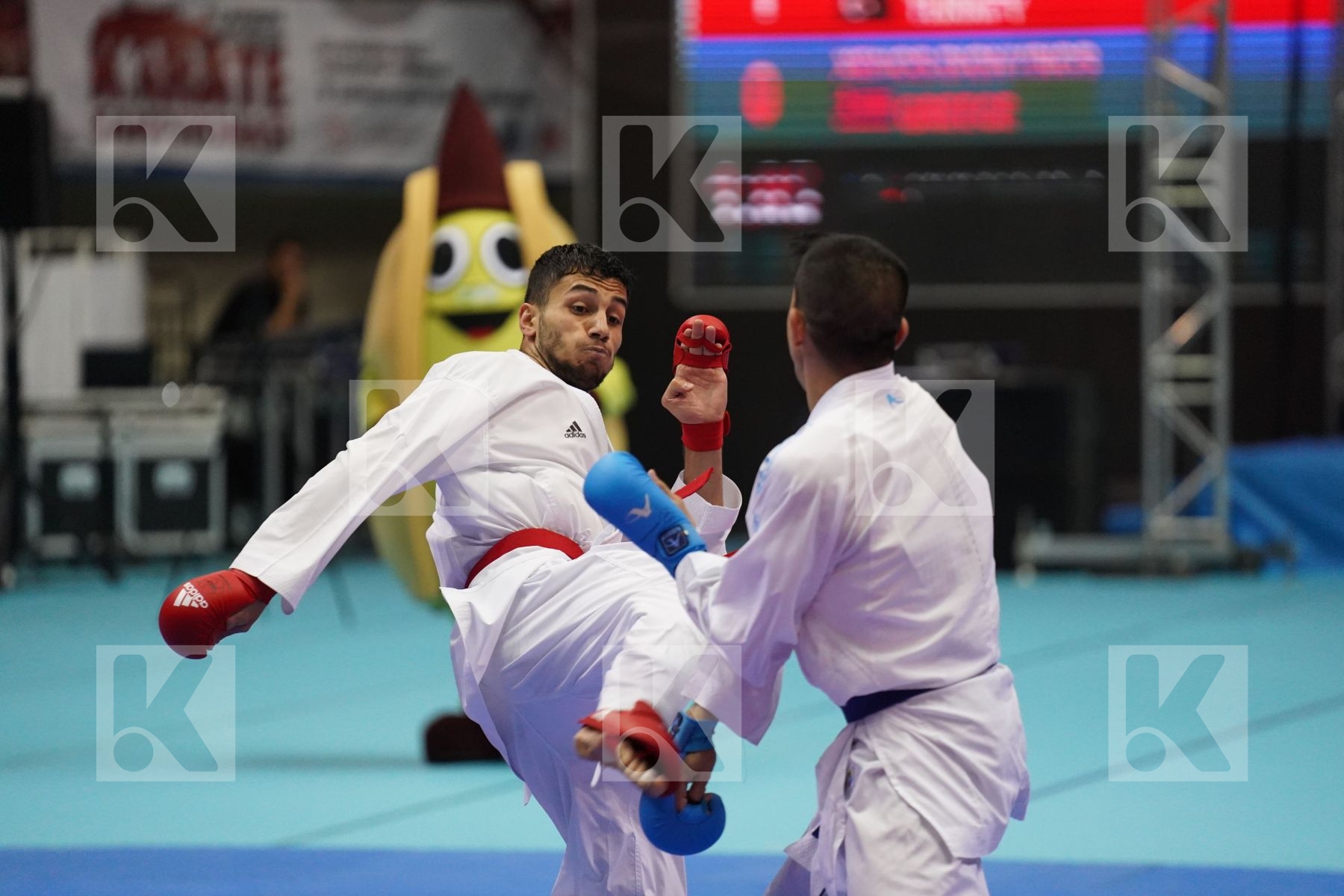 Kumite final bout featuring UYGUR BURAK & XENOS DIONYSIOS