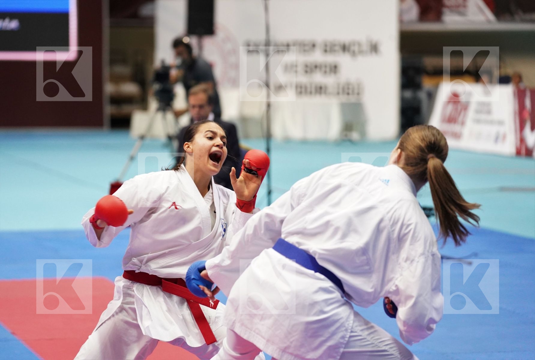 Kumite bronze bout featuring KYDONAKI KYRIAKI & LESJAK LUCIJA