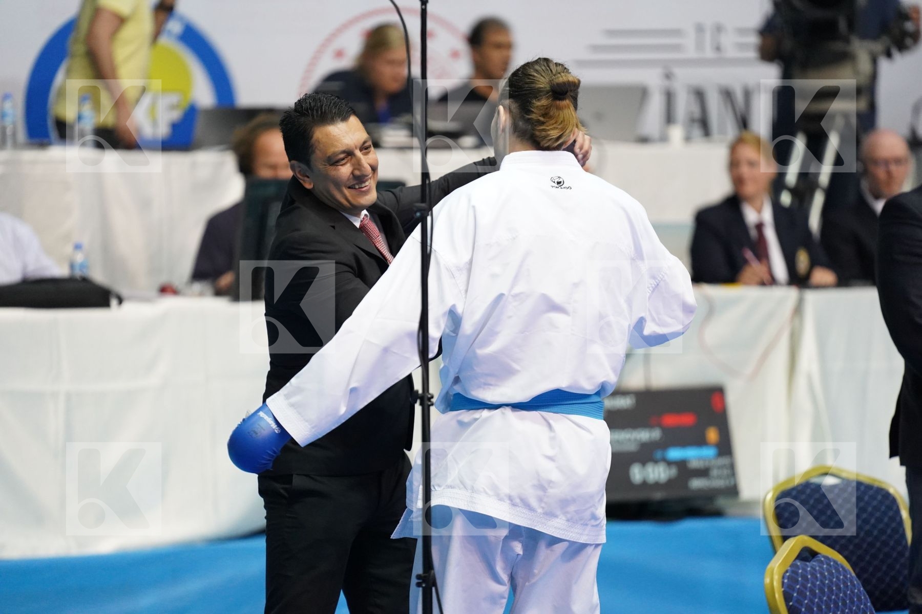 Kumite bronze bout featuring OZ MURAT & SPASENOVSKI PETAR