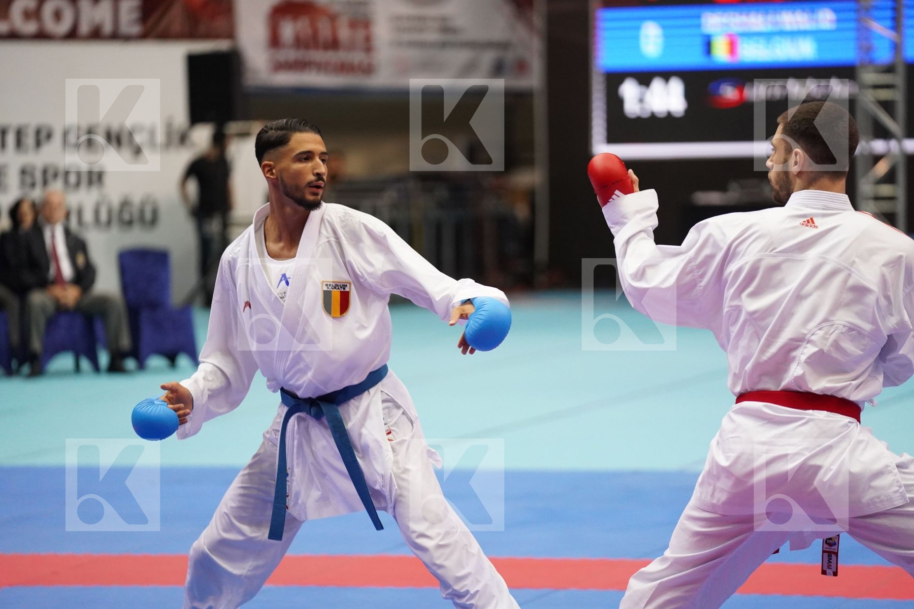 Kumite bronze bout featuring MARTINA MICHELE & DEGHALI WALID