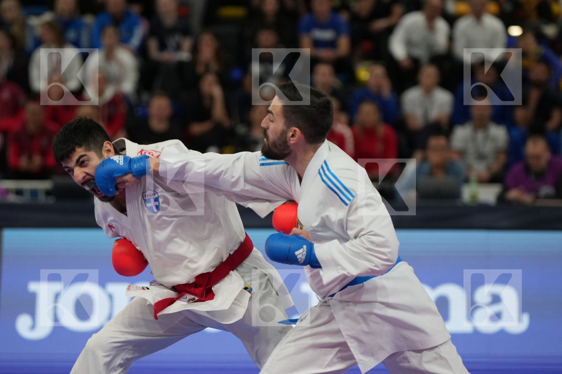 XENOS CHRISTOS-STEFANOS (GREECE) vs CRESCENZO ANGELO (ITALY) in Male Kumite -60 Kg - Final bout