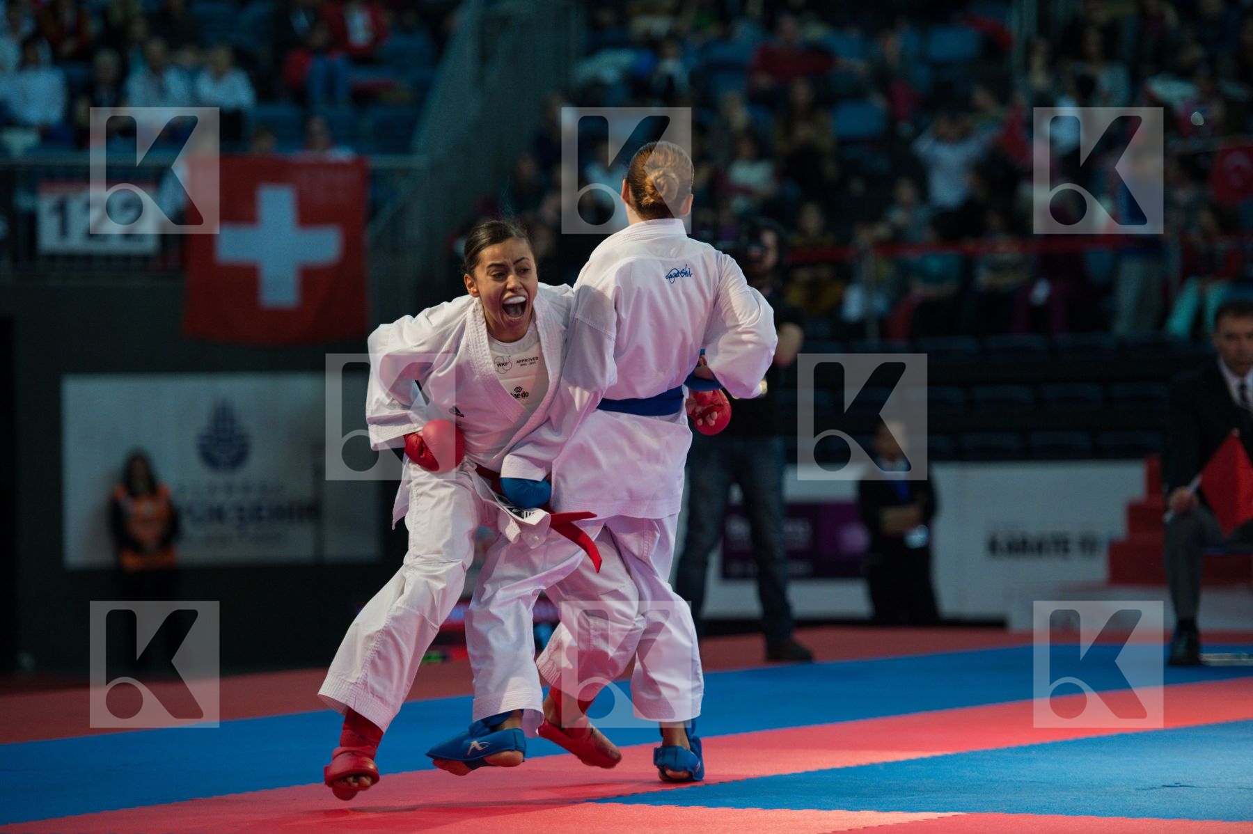 -55 kg finals kumite Thouy Emilie Turkey Yakan Mehmet