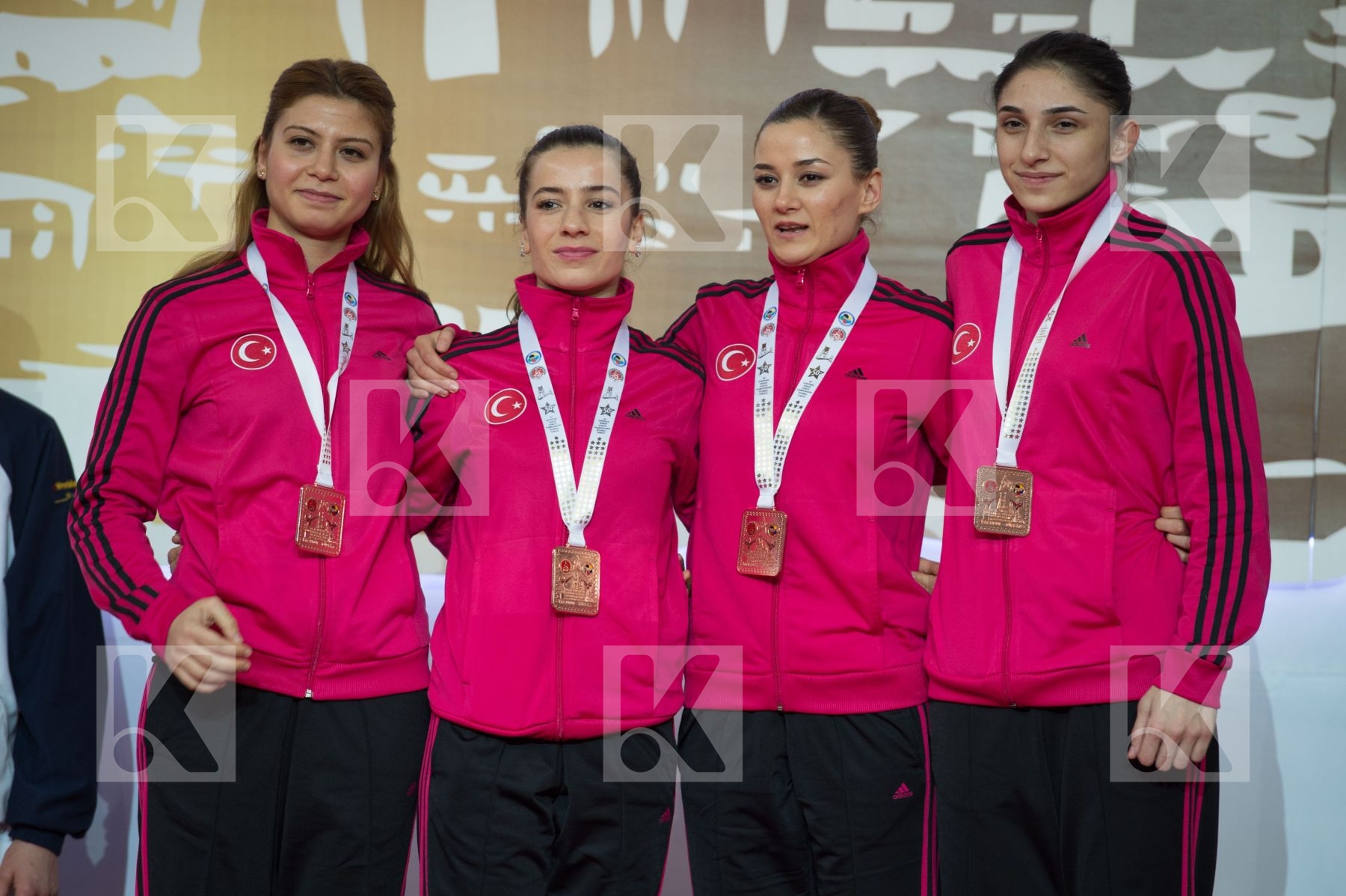 female podiums team Turkey