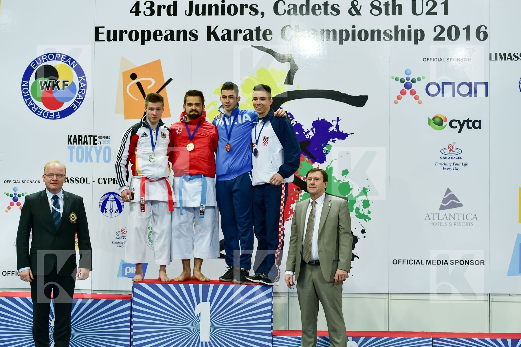 Photo taken during podium of European Cadet, Junior & U21 champi