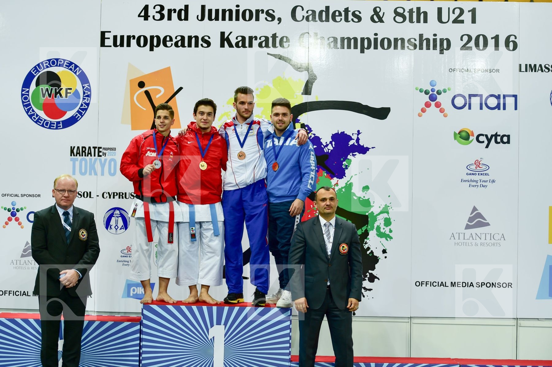 Photo taken during podium of European Cadet, Junior & U21 champi