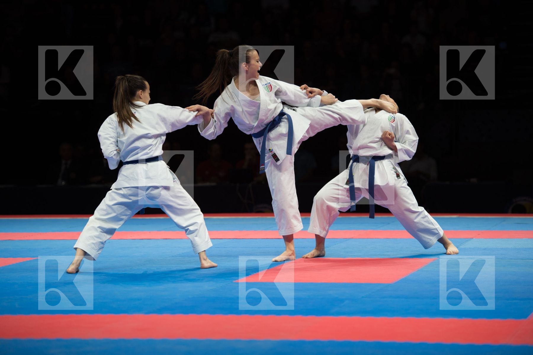 Female italy kata semi-final team