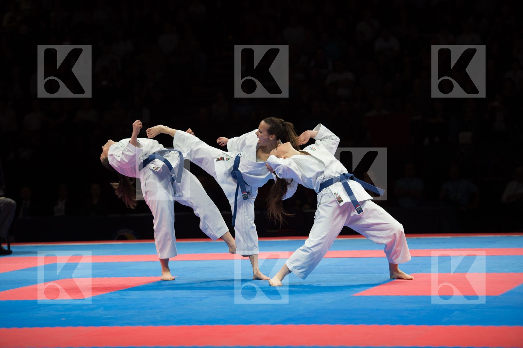 Female italy kata semi-final team