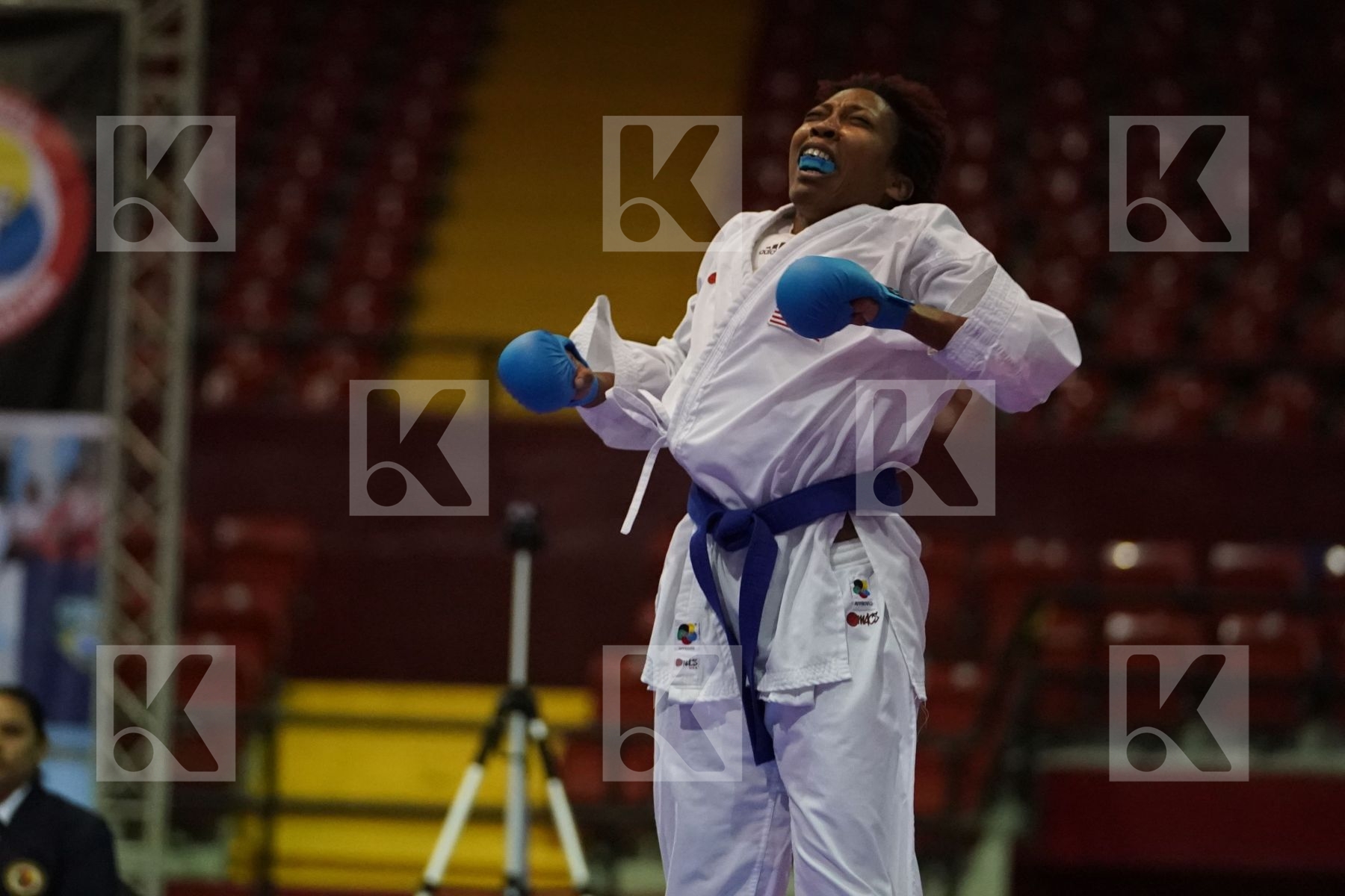LINGL SKYLAR (USA) vs MURPHY CHERYL (USA) in Senior Kumite -68 Kg - Final bout