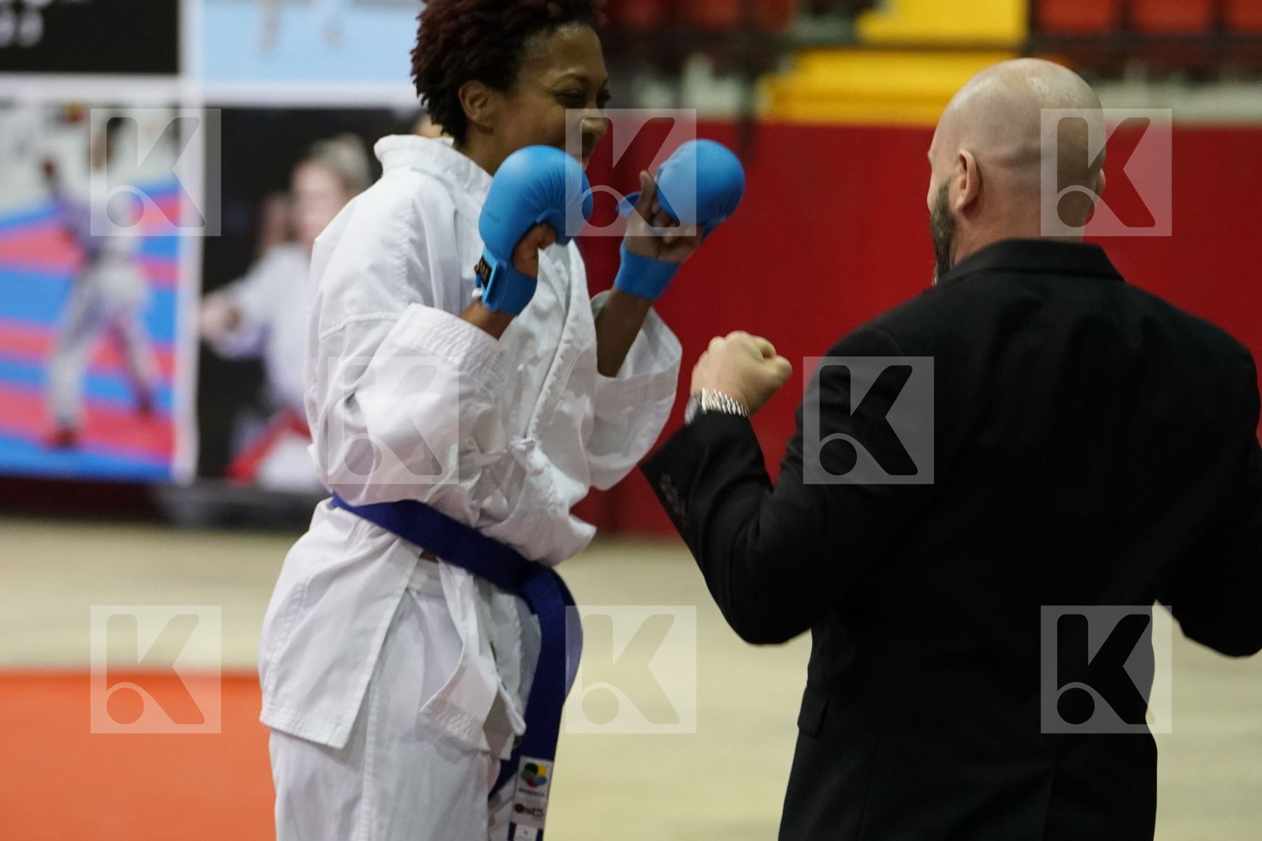 LINGL SKYLAR (USA) vs MURPHY CHERYL (USA) in Senior Kumite -68 Kg - Final bout