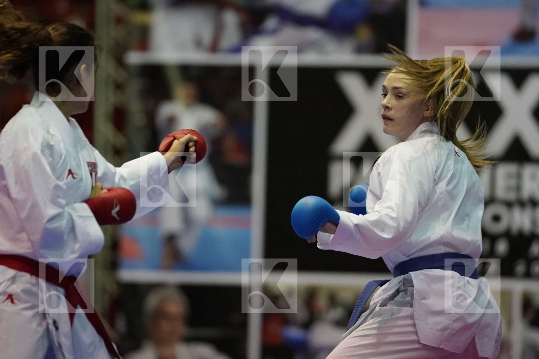 VINDROLA ALESSANDRA (PERU) vs CAMPBELL KATHRYN CANADA in Senior Kumite -55 Kg - Final bout