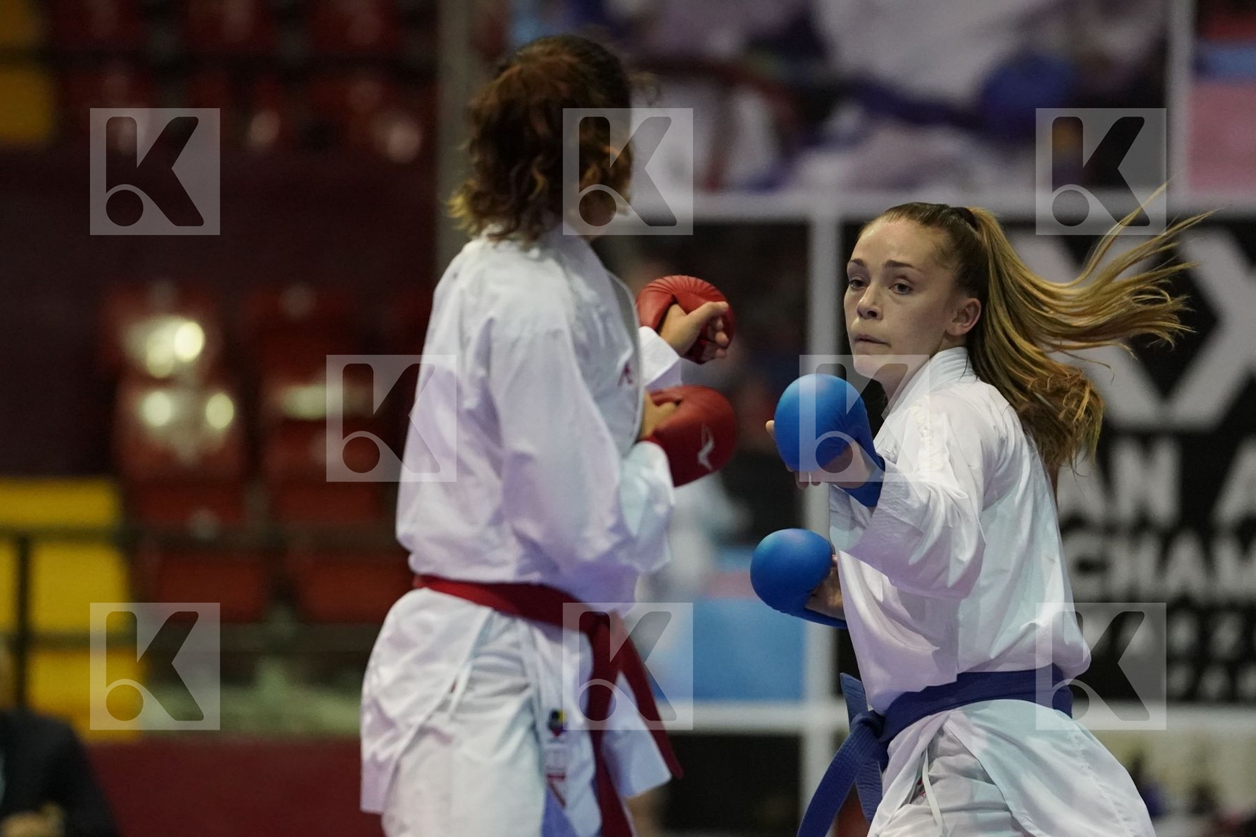 VINDROLA ALESSANDRA (PERU) vs CAMPBELL KATHRYN CANADA in Senior Kumite -55 Kg - Final bout