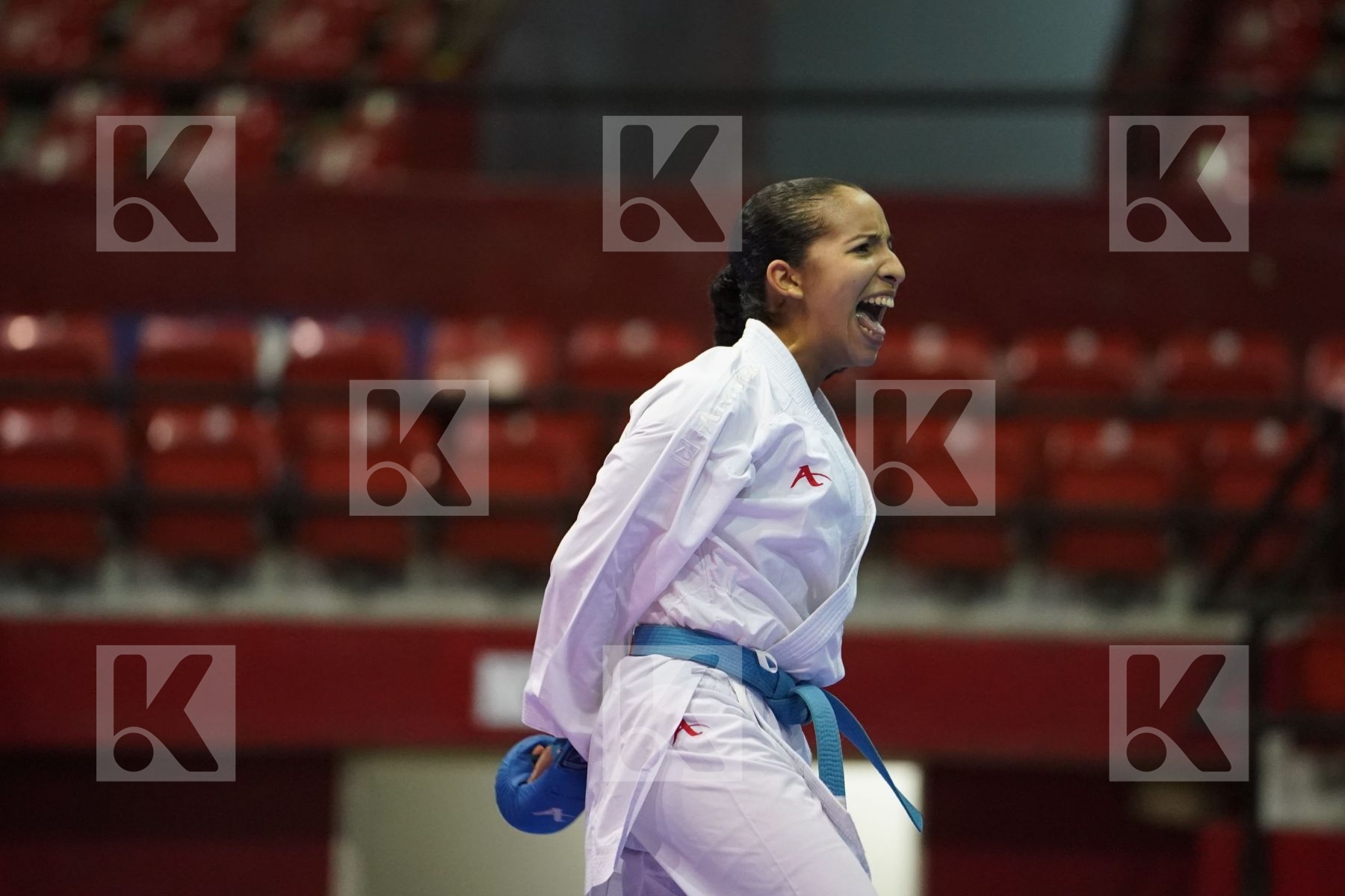 VILLANUEVA FABIAN ANA  (DOMINICAN REPUBLIC) vs CAMPOS AURIMER (VENEZUELA) in Senior Kumite -50 Kg - Final bout