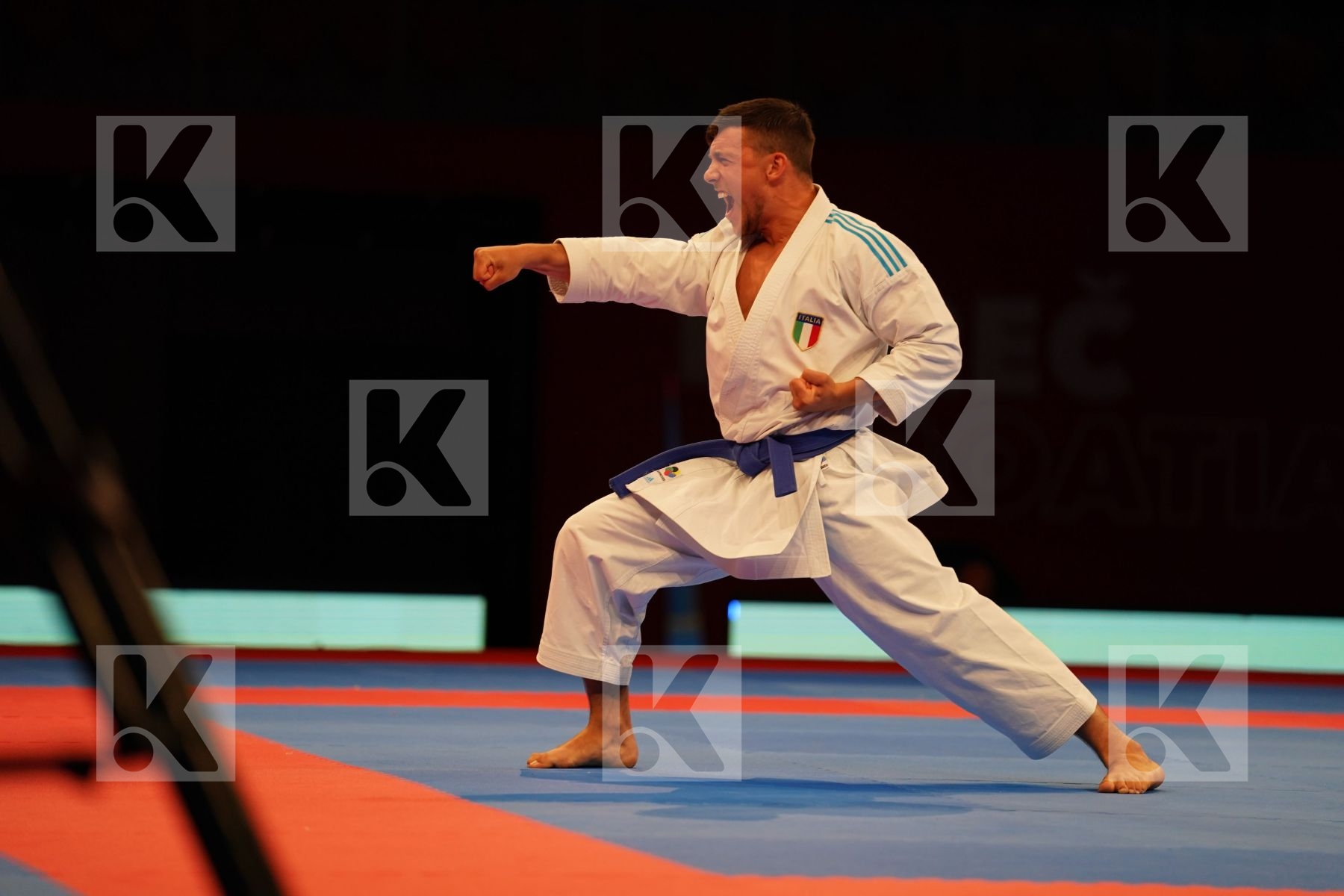 BUSATO MATTIA (ITALY) in Senior Male Kata - bronze bout