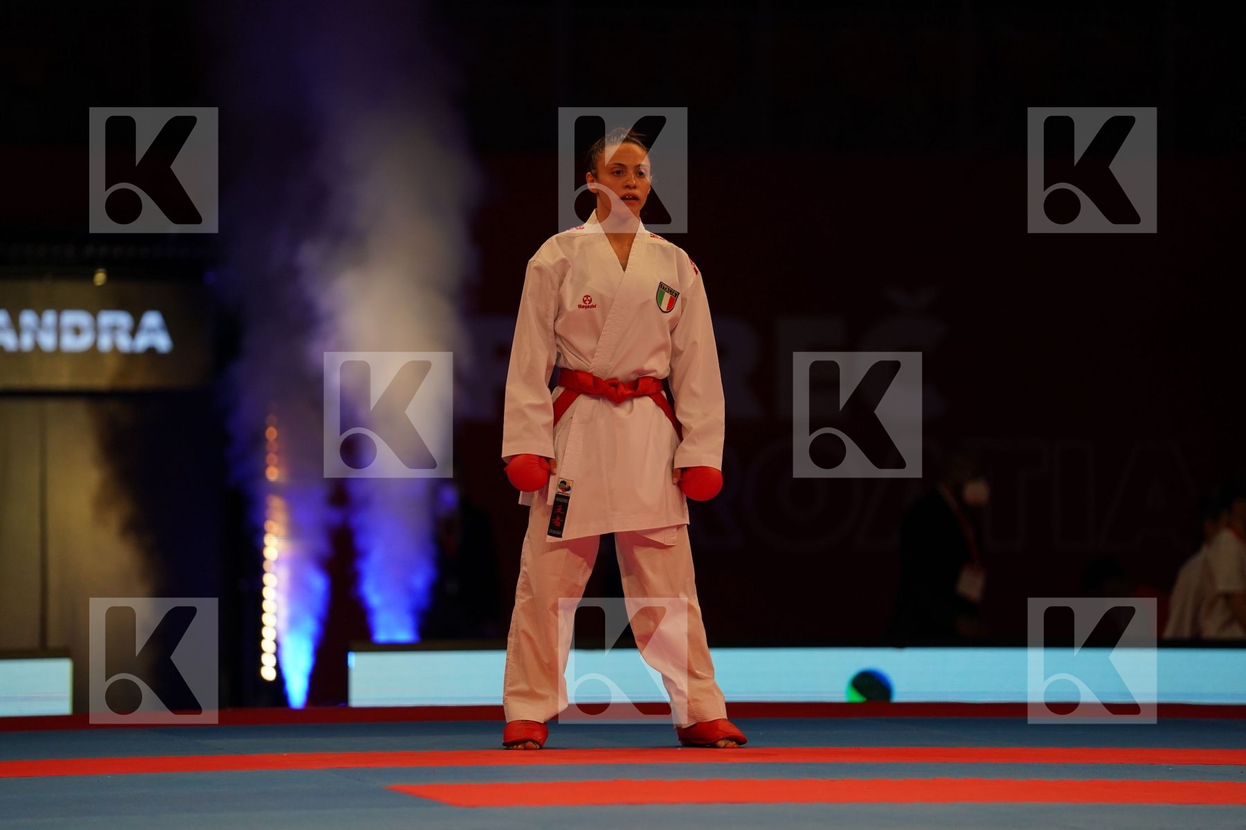 PERFETTO ERMINIA (ITALY) Vs RECCHIA ALEXANDRA (FRANCE) in Senior Kumite -50 Kg - bronze bout