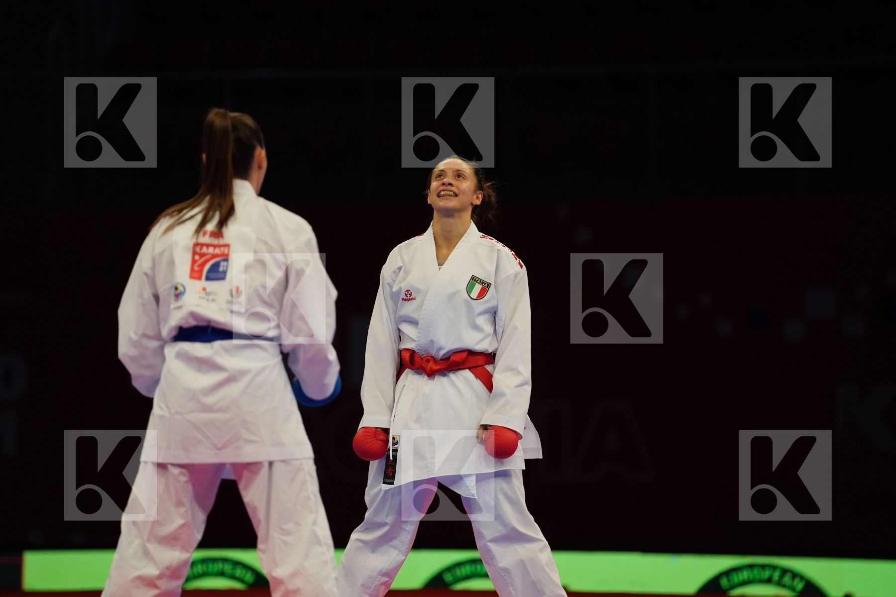 PERFETTO ERMINIA (ITALY) Vs RECCHIA ALEXANDRA (FRANCE) in Senior Kumite -50 Kg - bronze bout