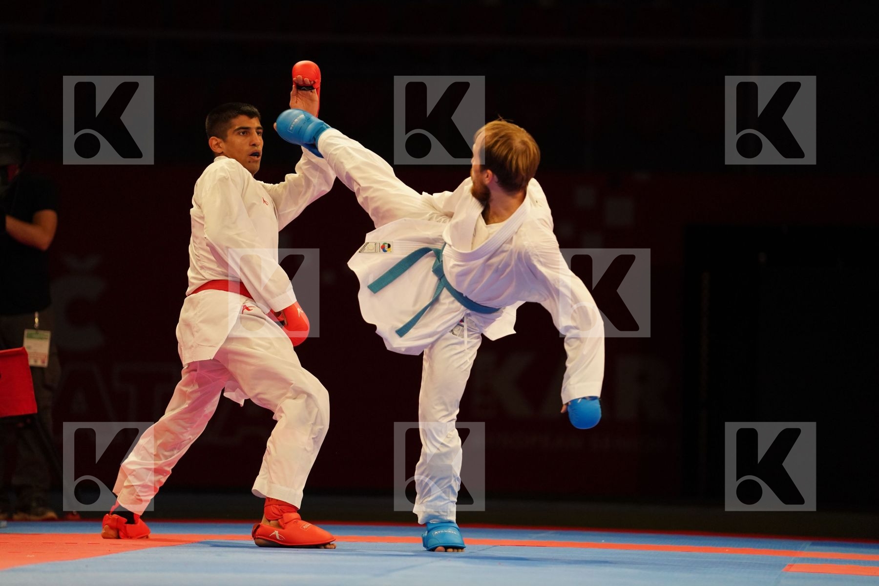 XENOS DIONYSIOS (GREECE) Vs PLAKHUTIN EVGENY (RUSSIA) in Senior Kumite -67 Kg - Final bout